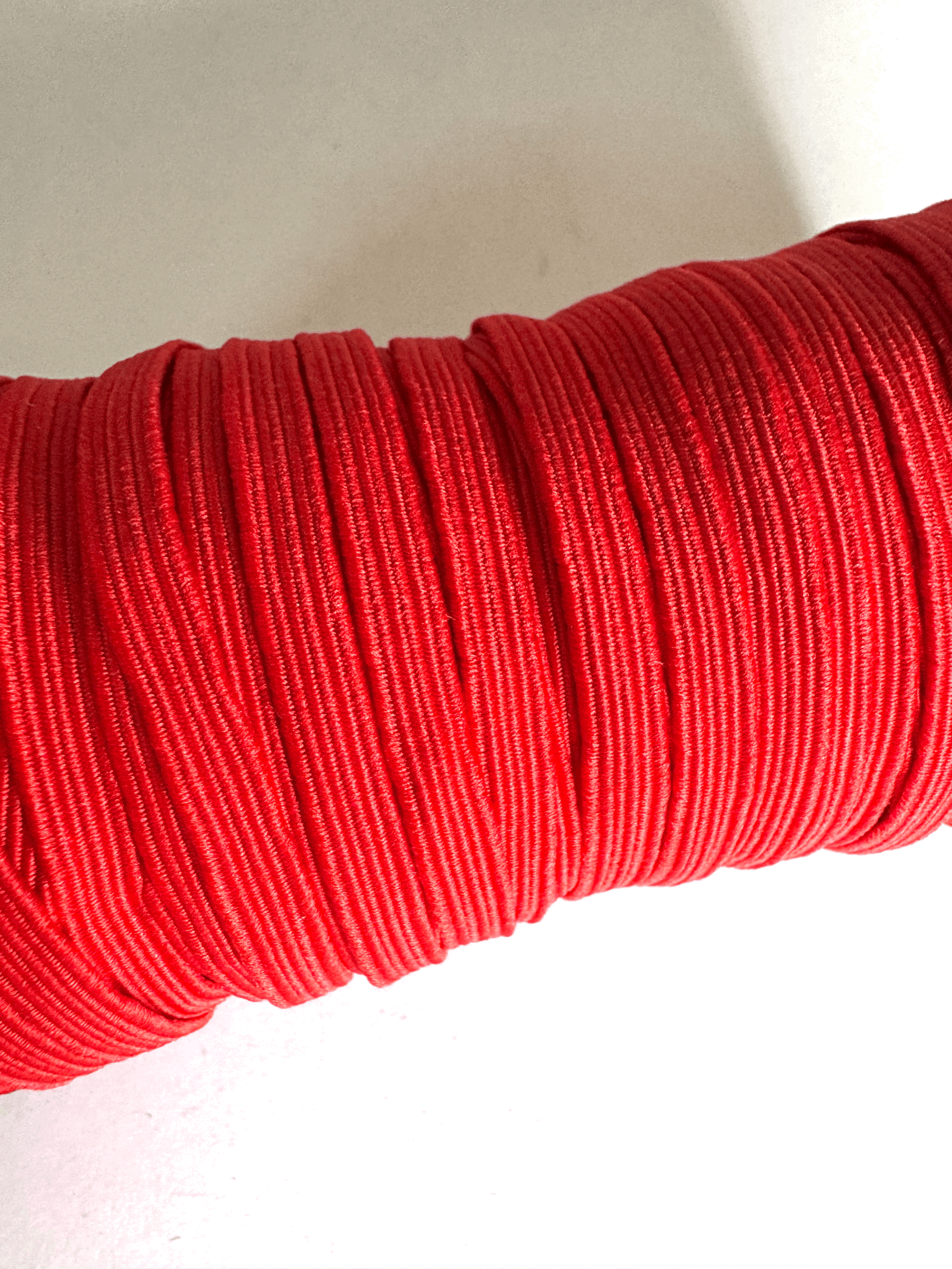 Elastico mate rojo 5mts 6mm