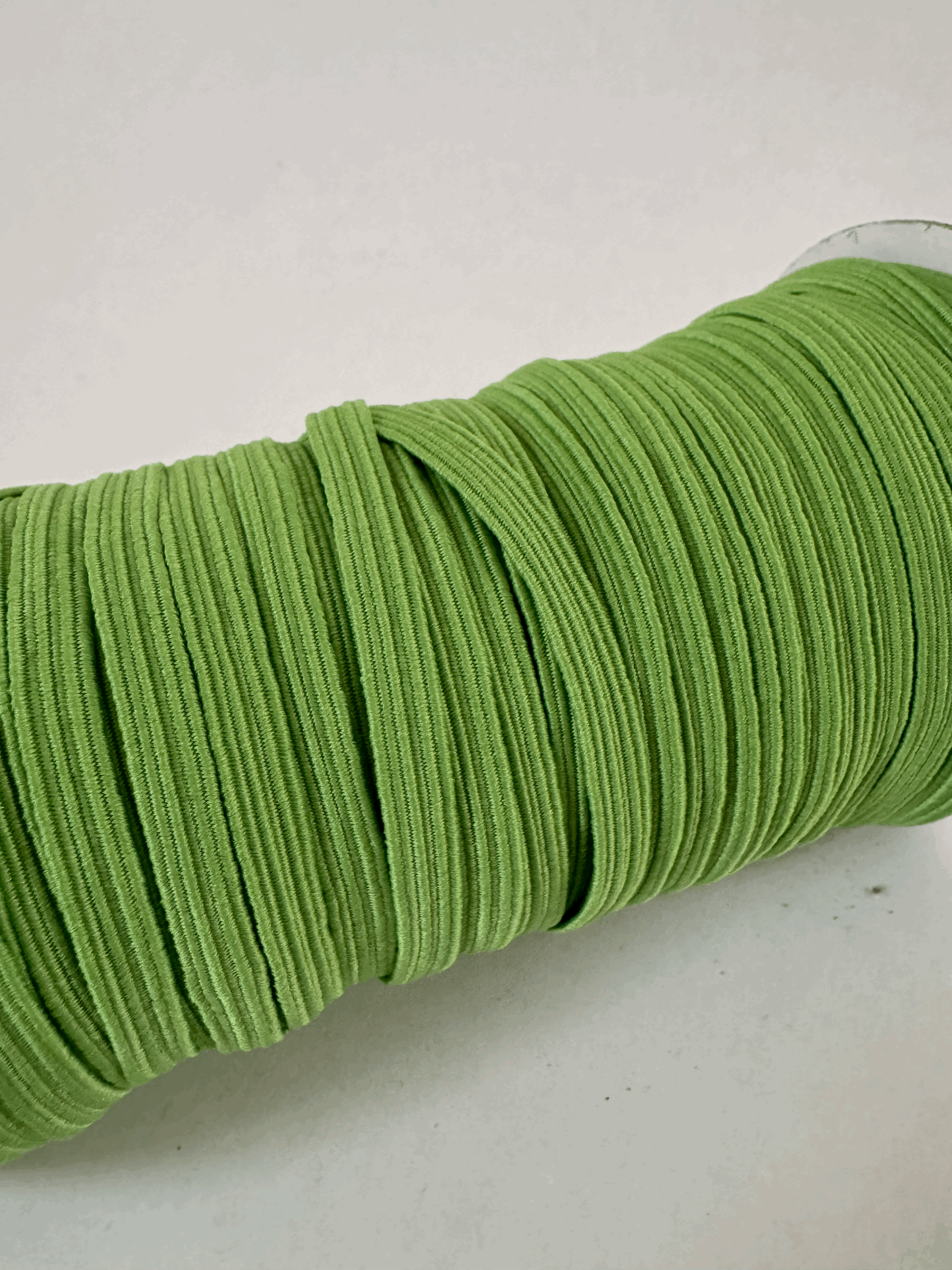 Elastico mate verde limón 5mts 6mm