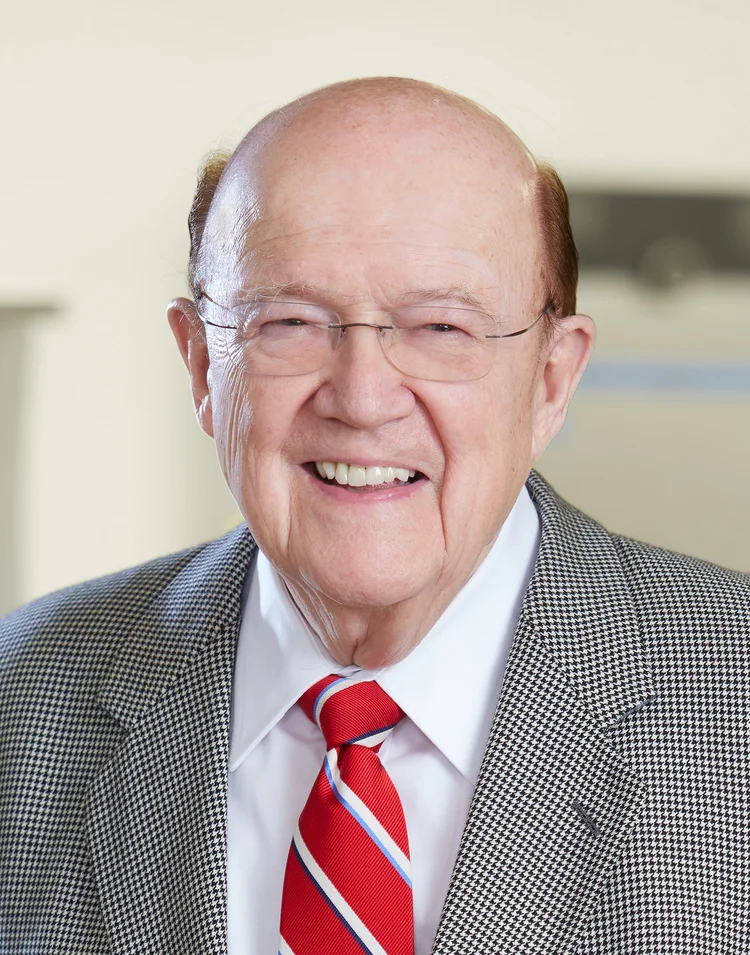 Manuel Villafana, Founder & Chief Executive Officer at Medical 21