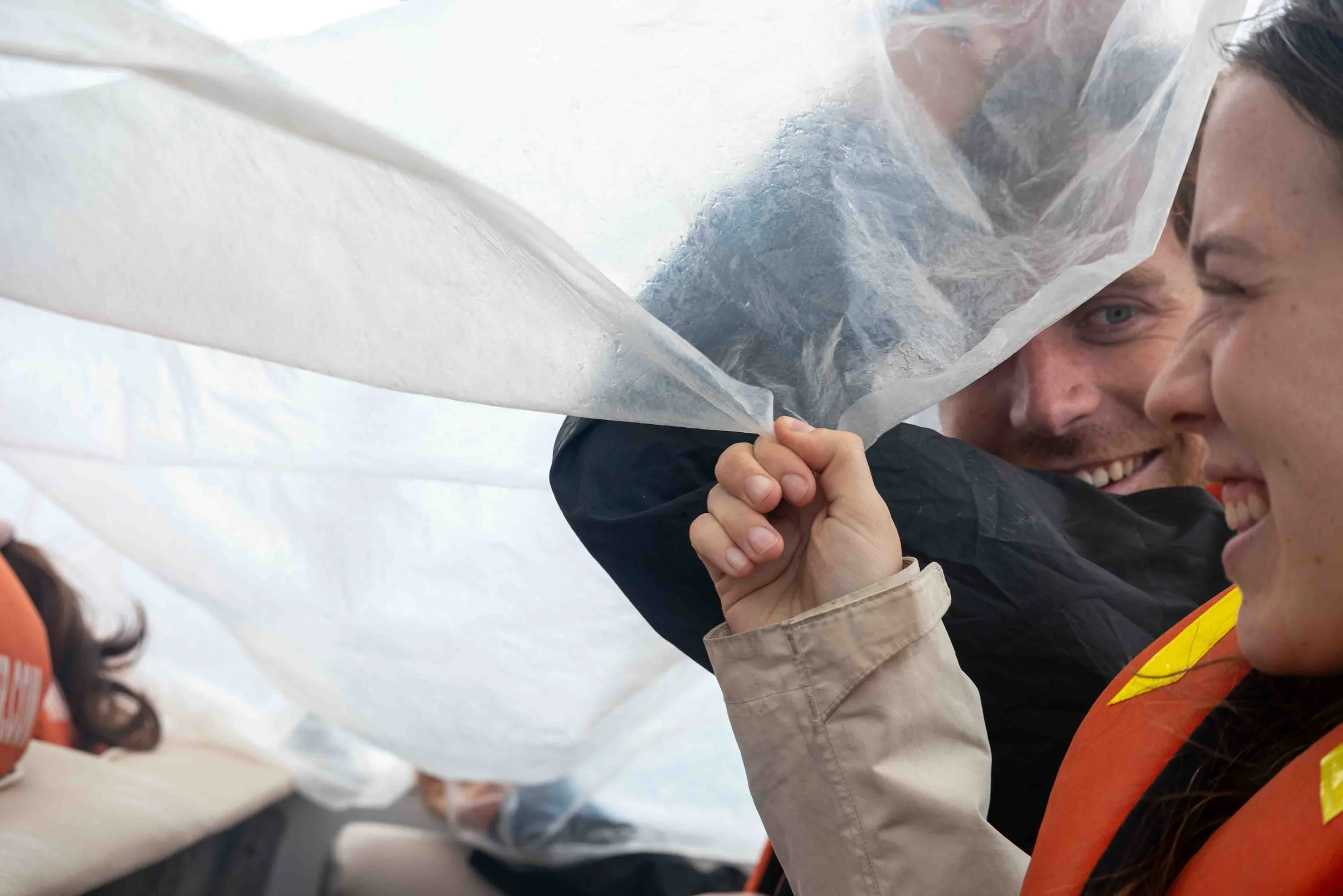 Mod con rain cover only, Paracas. Peru 2026