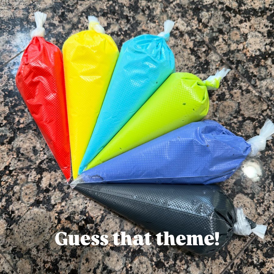 🎨 GAME TIME: Guess That Theme! 🎨
We&rsquo;ve mixed up our royal icing colors for our next cookie set &mdash; can you guess the theme just from these colors? 👀

✨ Drop your guess in the comments!
🎁 One lucky winner will snag a FREE Elf on the Shel
