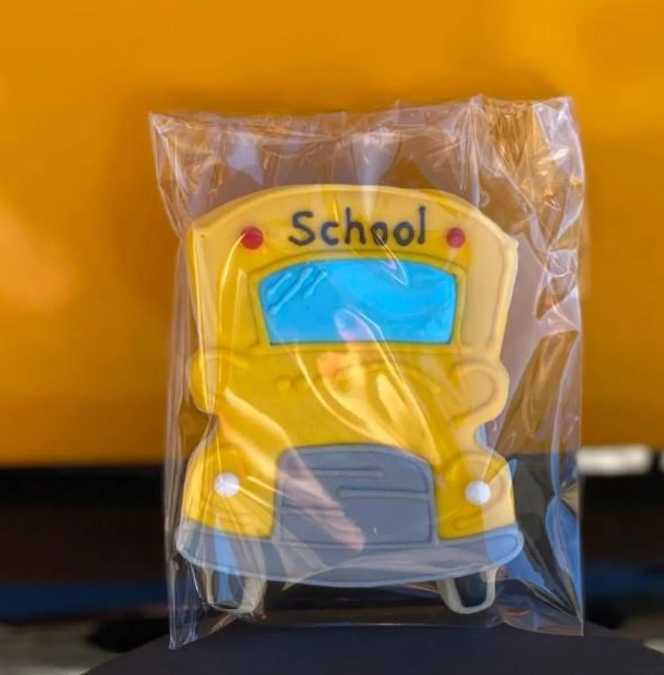 It&rsquo;s school bus safety week! Summerville Elementary and Summerville High School both go to enjoy the cutest school bus cookies! 

#schoolbussafetyweek #theroyalwhisk #royalicingcookies #schoolbuscookies #royaltyicing