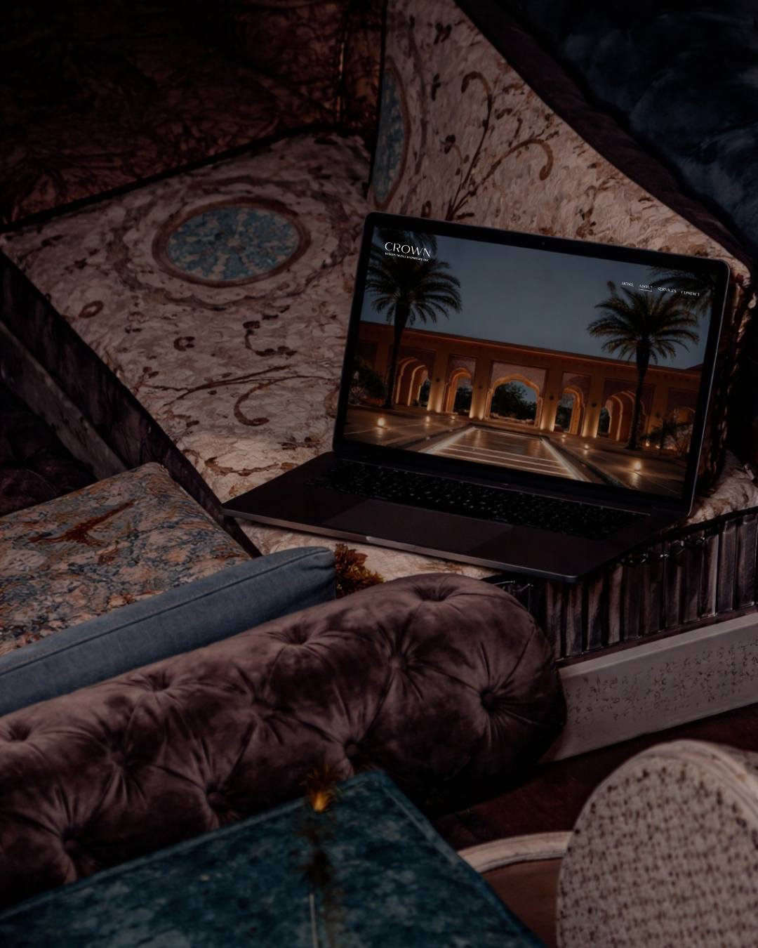 Crown Luxury Hotel Furniture