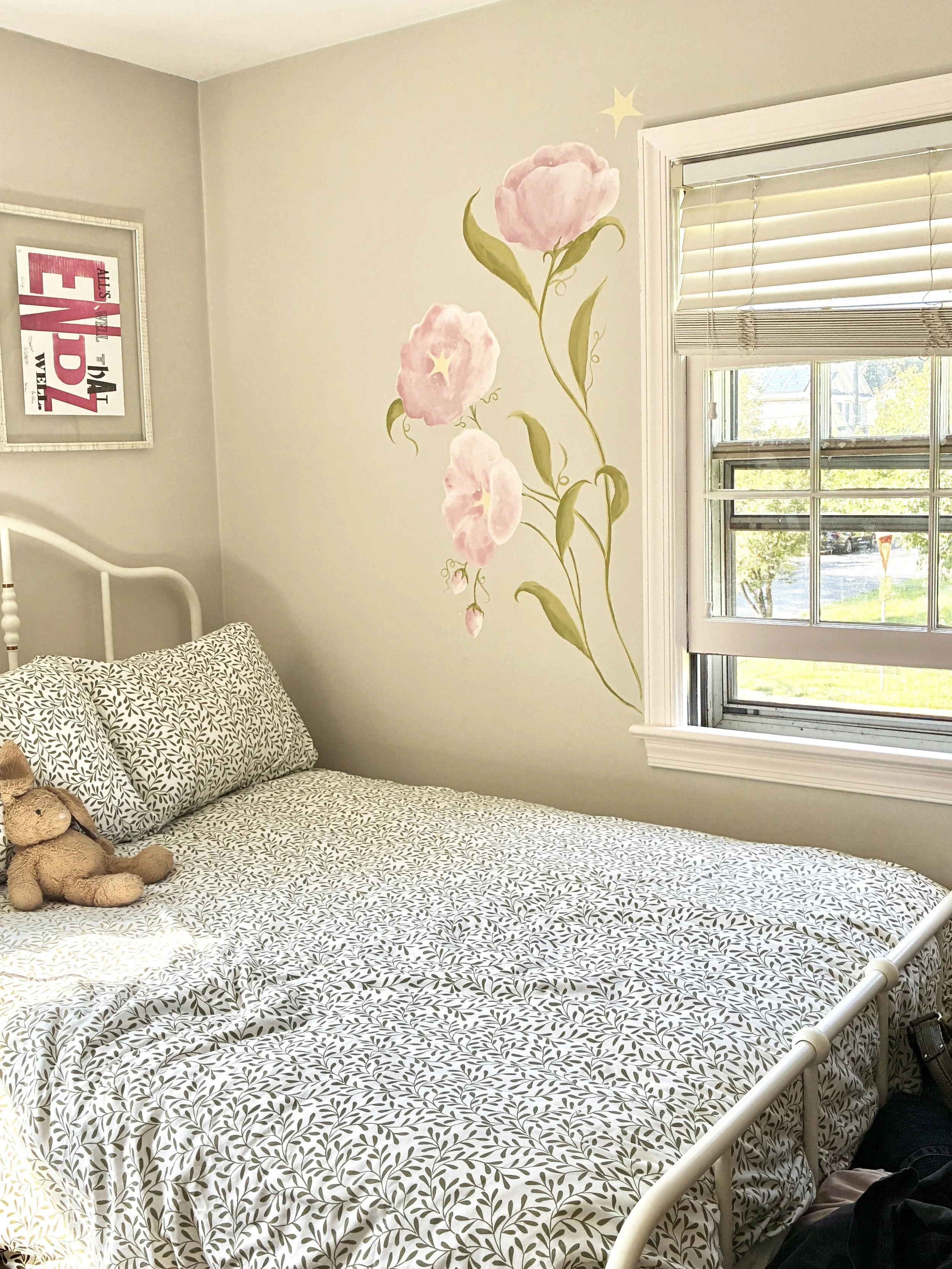 Pillowy Bedroom Flowers