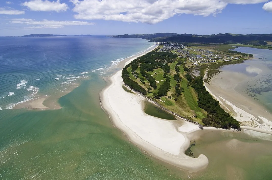 03_matarangi_golf_spit_aerial.jpg
