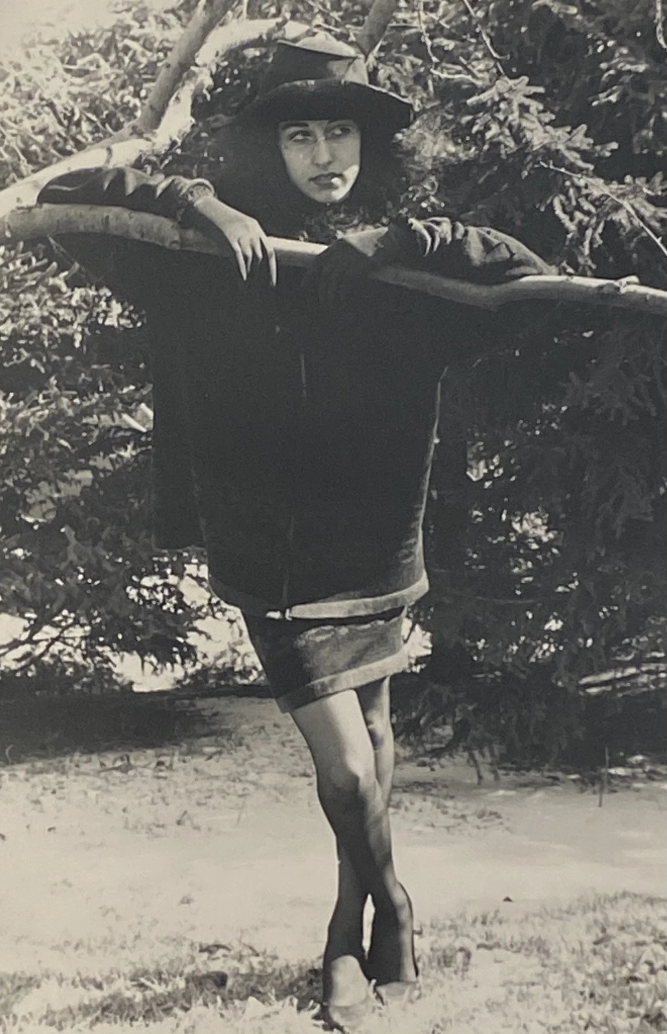 Black and green knit suit