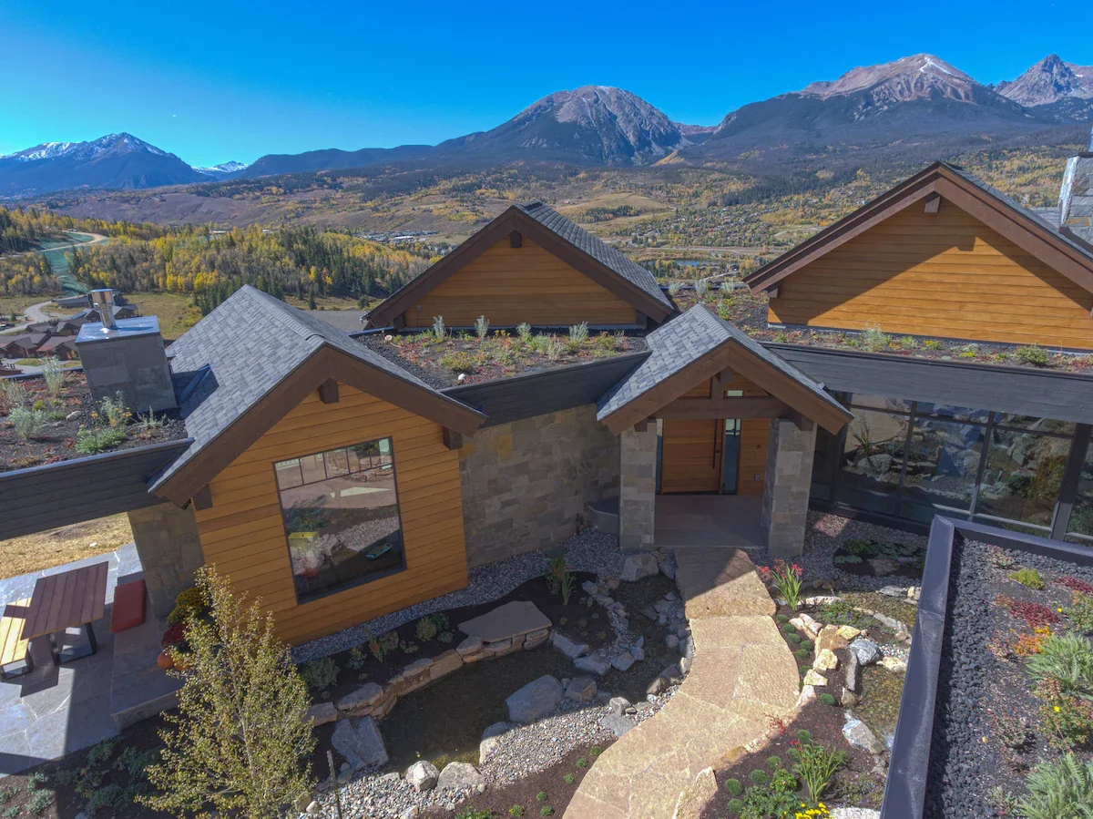 Airbnb and VRBO home for weddings and events in Breckenridge