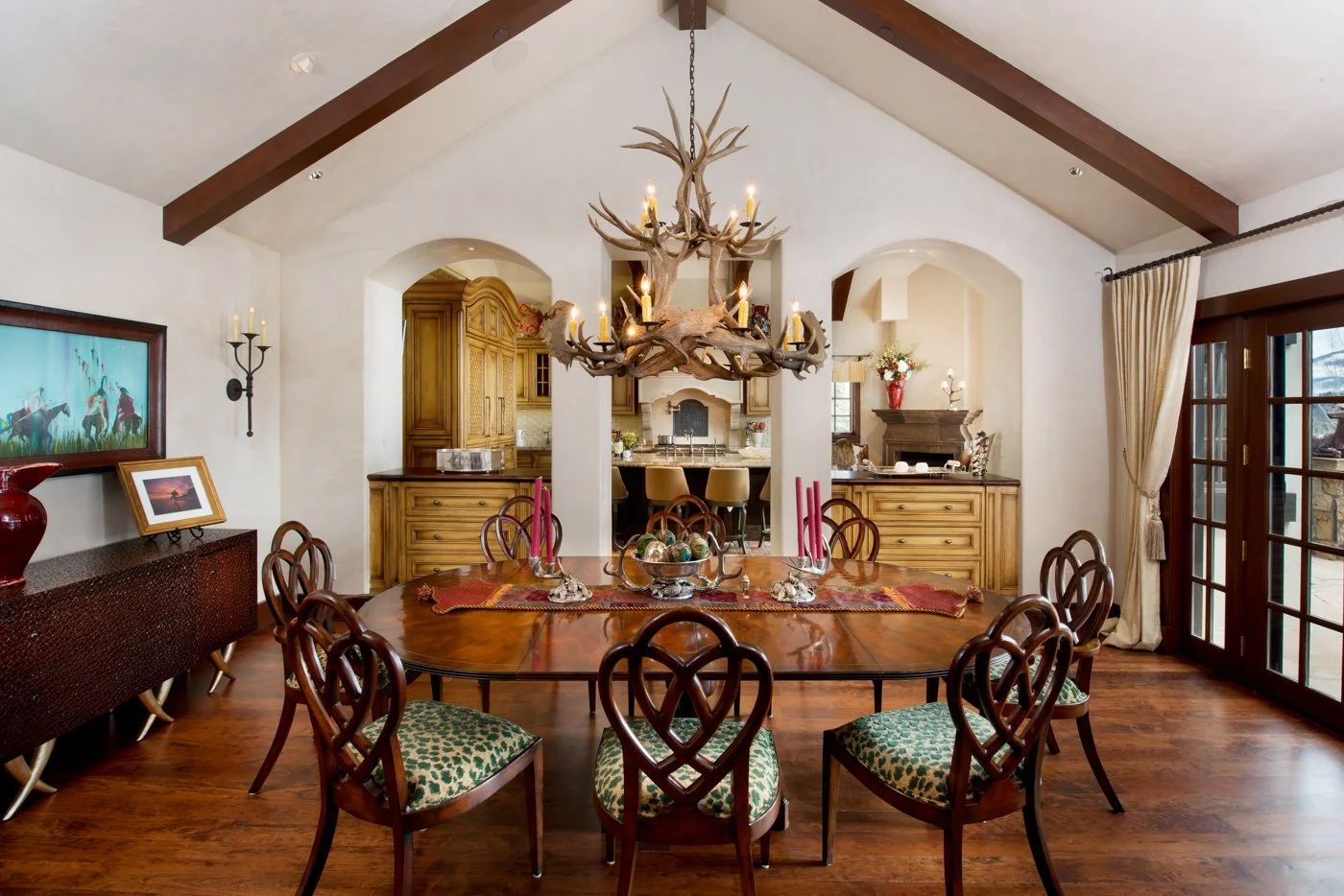 FoleyHome_Dining-Kitchen (1).jpg