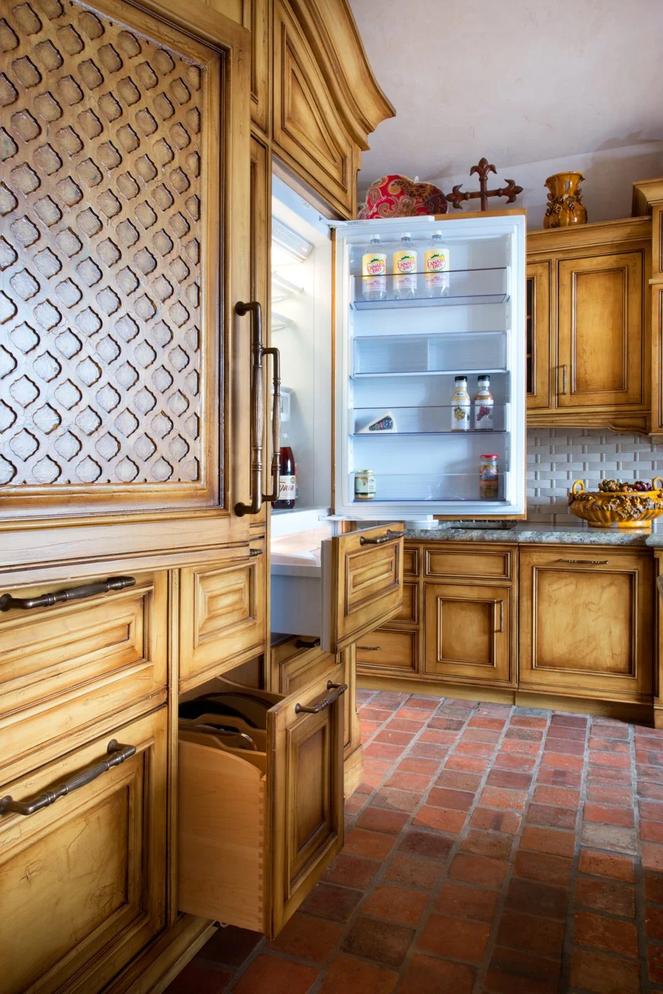 FoleyHome_KitchenVignette2 (1).jpg