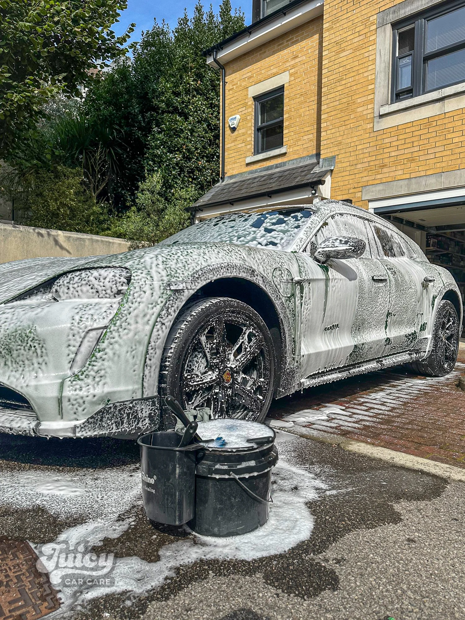 Professional Full Valets & Deep Interior Cleans