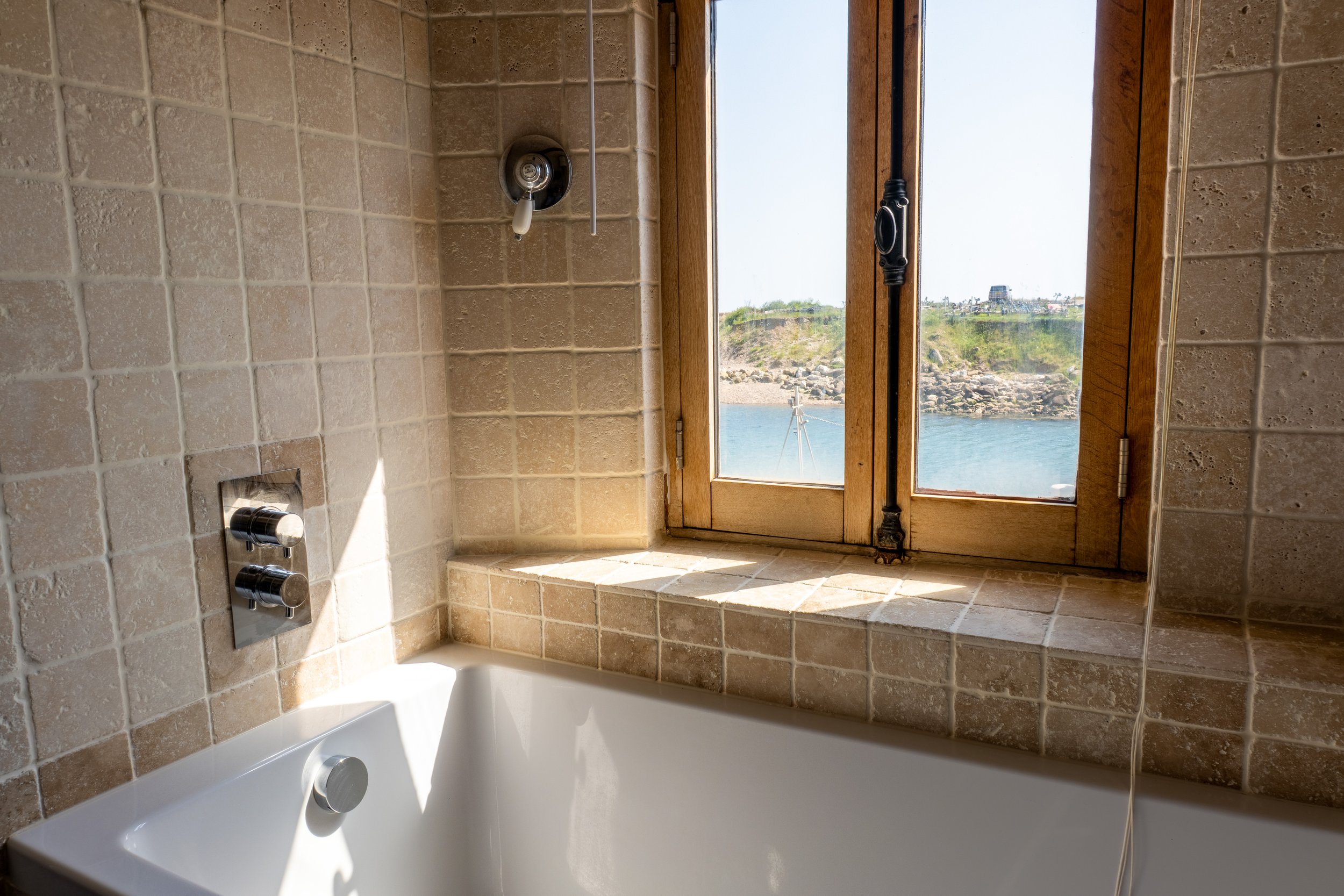 Bath 2.jpg