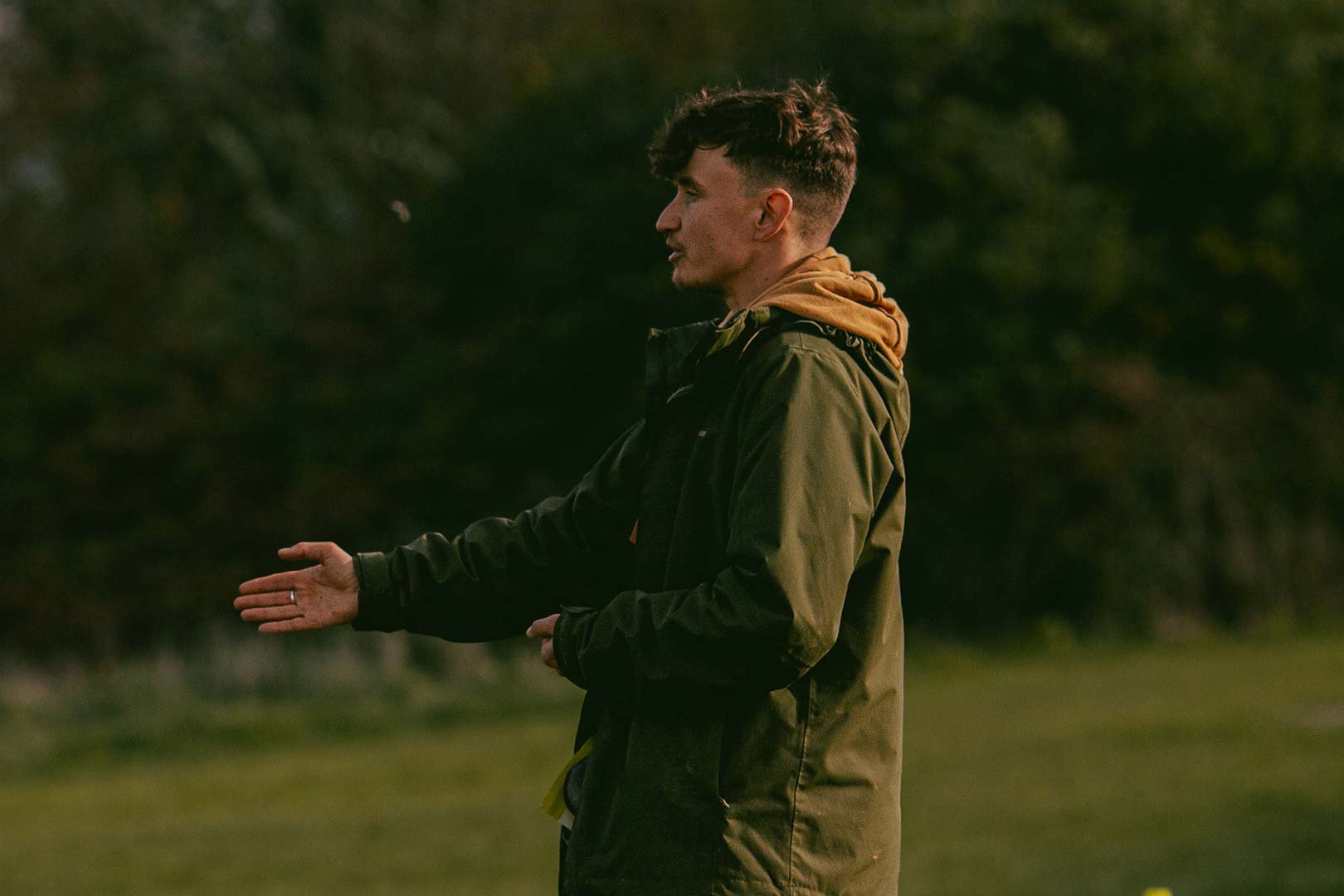 Elliot, a gundog instructor in Cornwall, teaching a dog training class in Falmouth