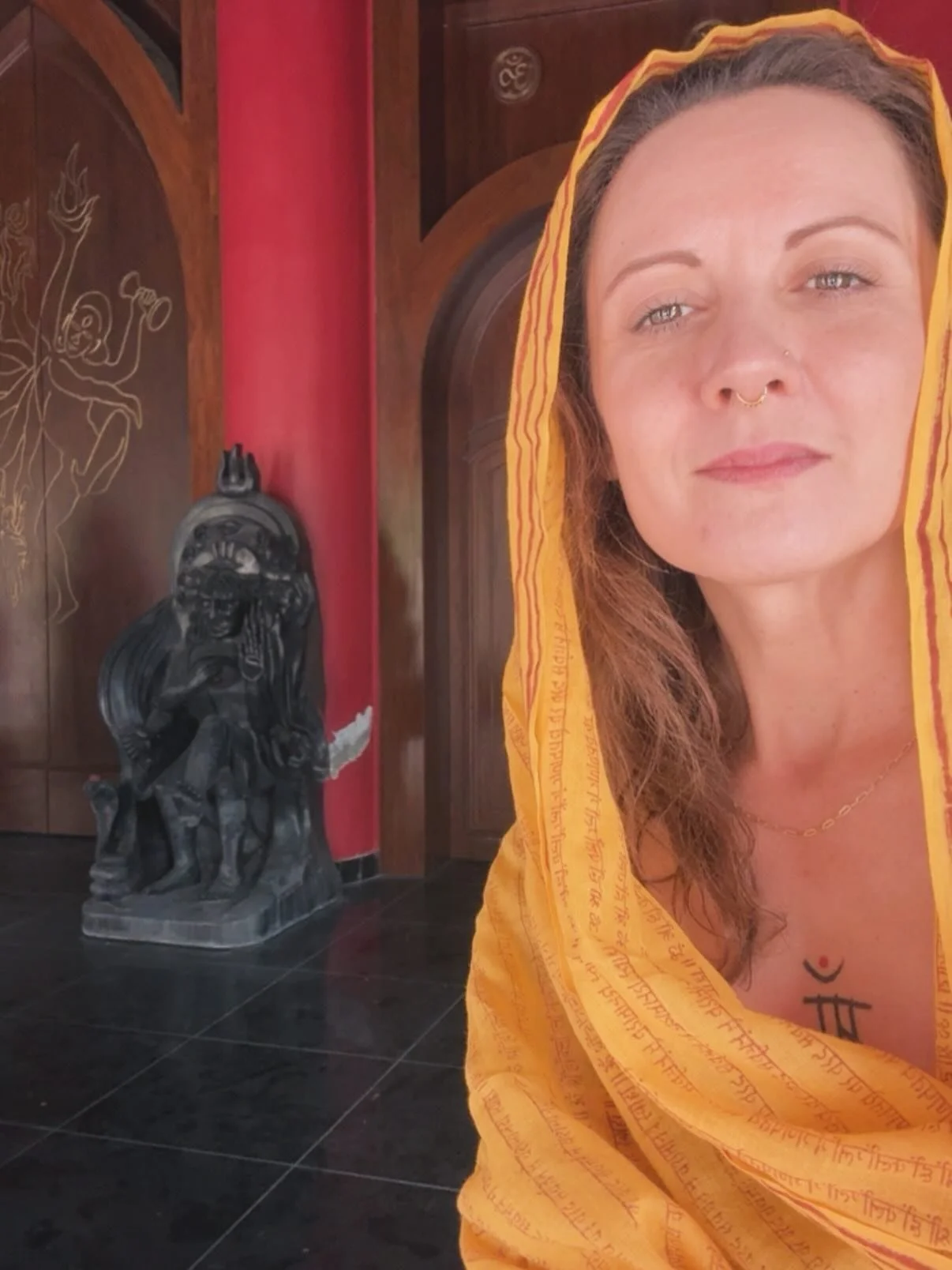 &hearts;️
When your own life becomes your message. 

&bull; &bull; &bull; 

&ldquo;Owning our story and loving ourselves through that process is the bravest thing that we&rsquo;ll ever do.
When we deny our stories, they define us. When we own our sto