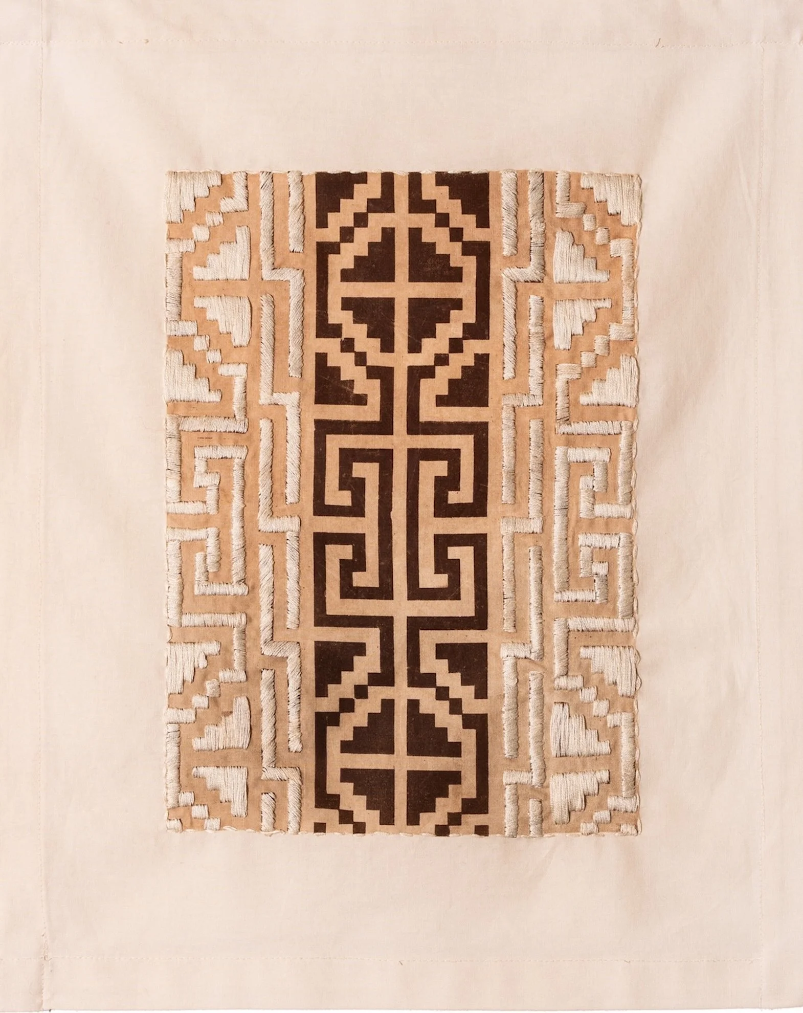 Ariza De Hilo a Hilo 1 8 copy.jpeg