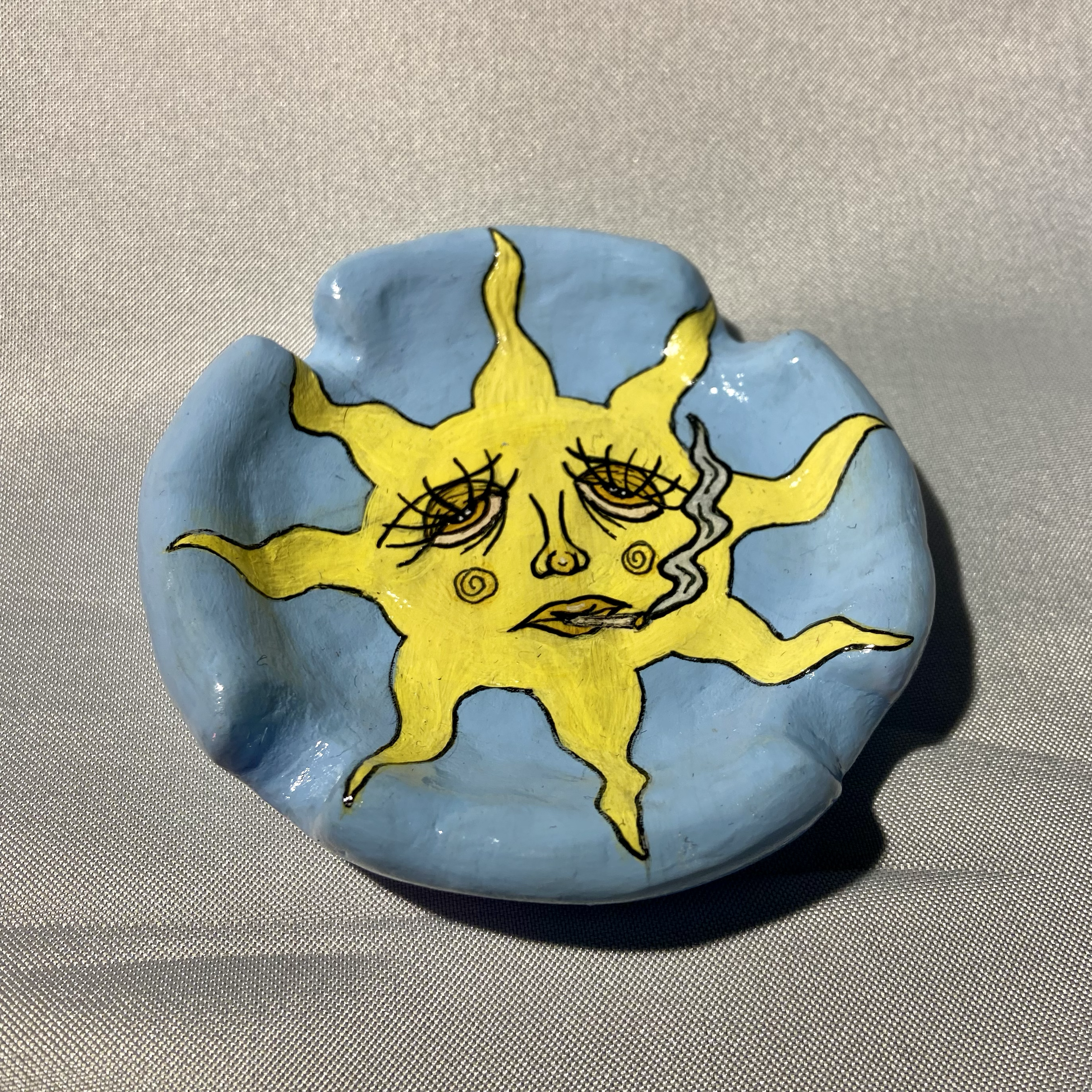 "sleepy sun" ashtray -  420 collection - April 2022