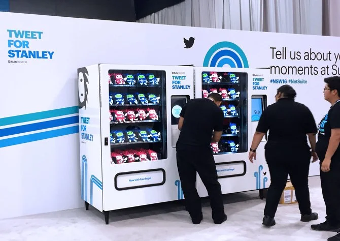 TweetforSTANLEYWALL_670.jpg
