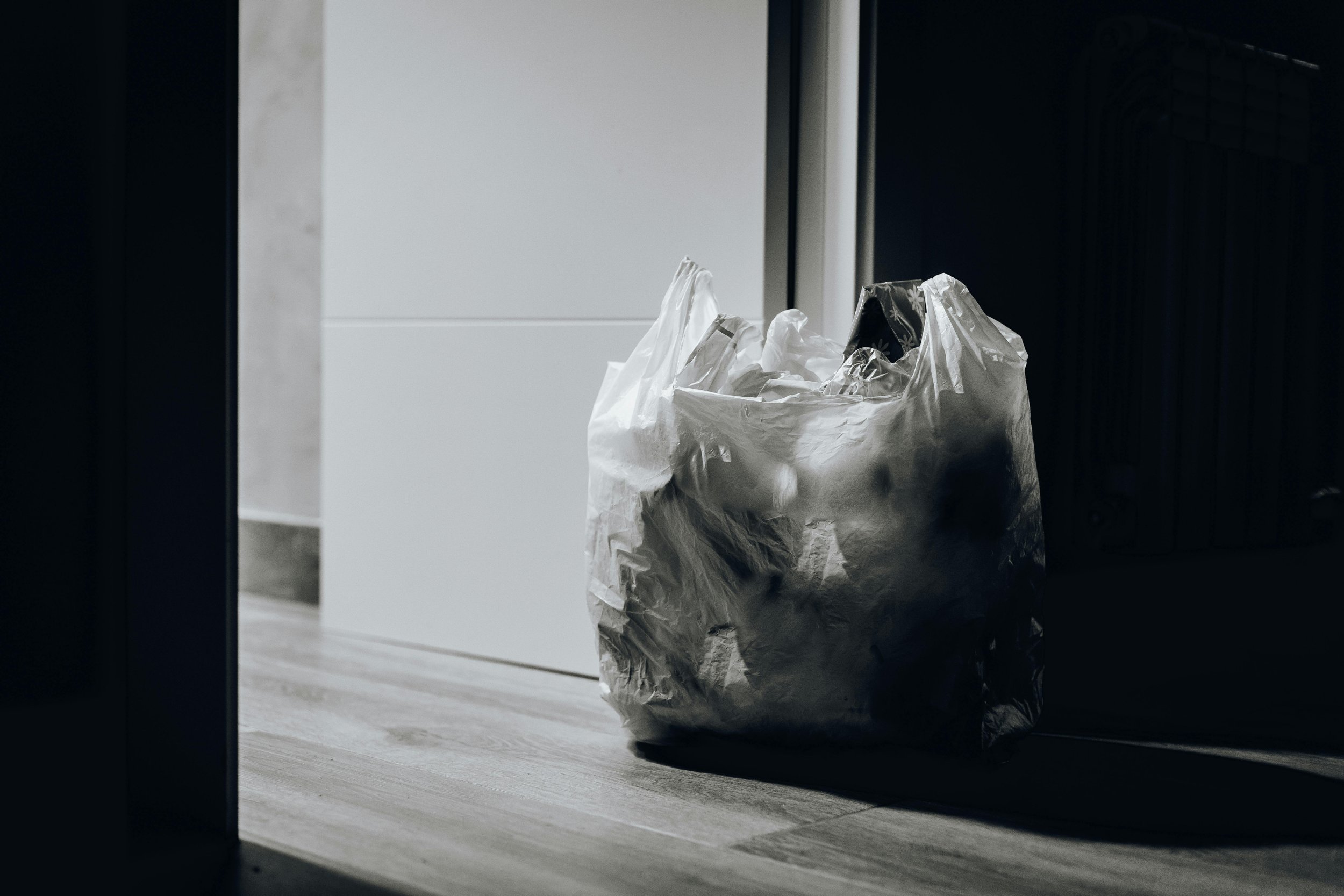 Top 5 Reasons Every Apartment Building Needs a Trash Valet Service                                    