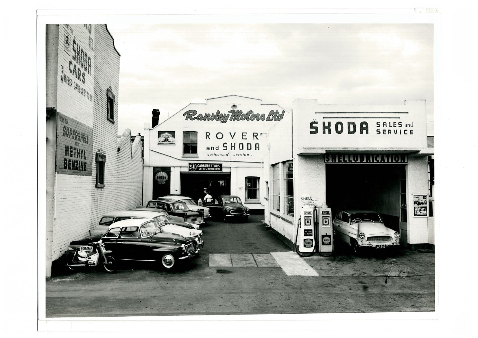 Original Ransley Motors workshop in New Zealand, a vintage family photograph