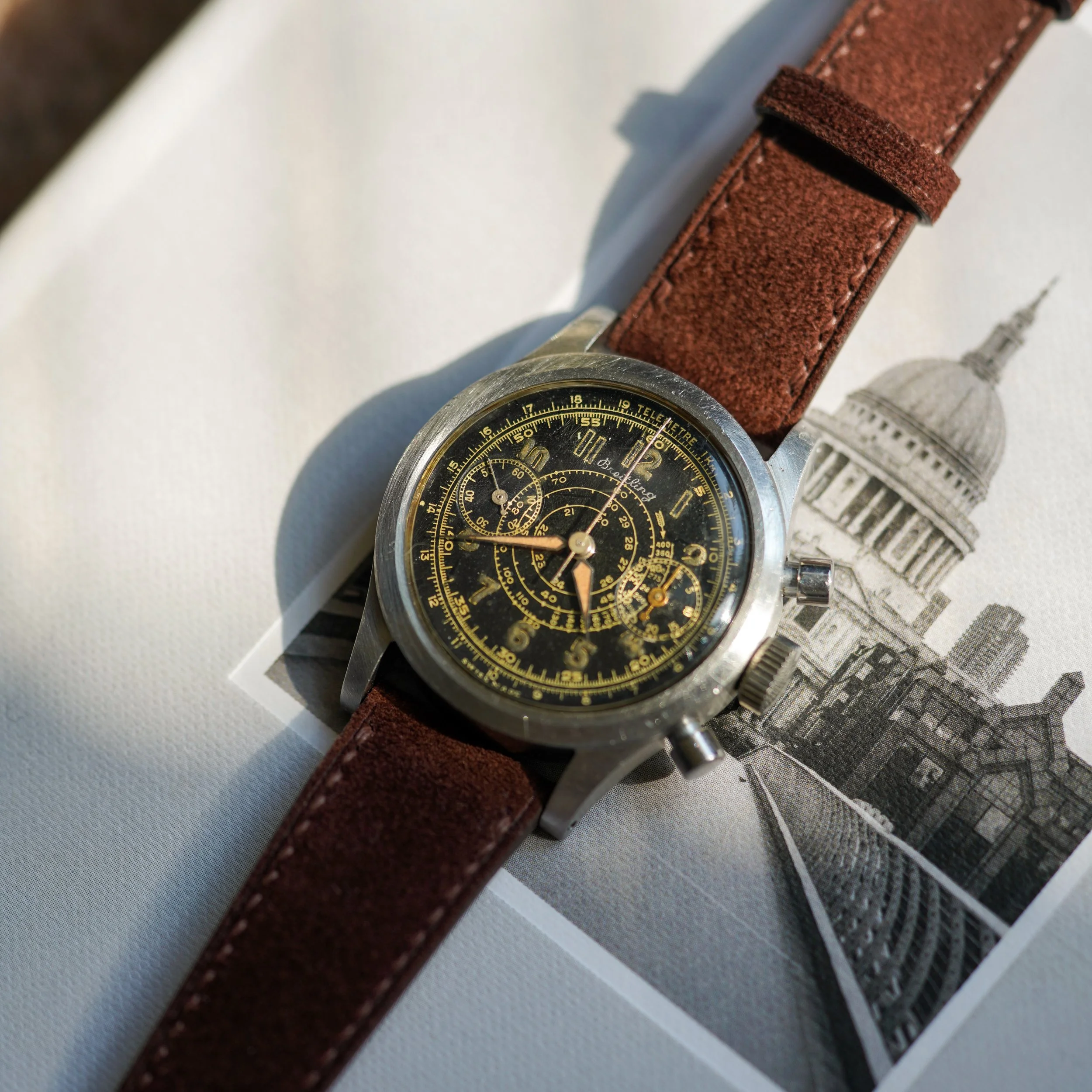 Breitling Gilt Clamshell Chronograph