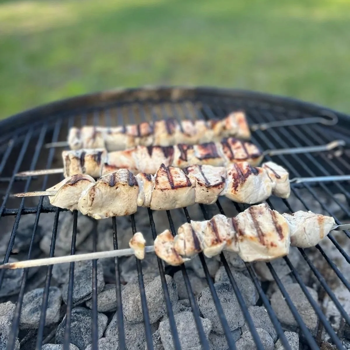 Grilling+chicken+breasts+kebabs.jpg