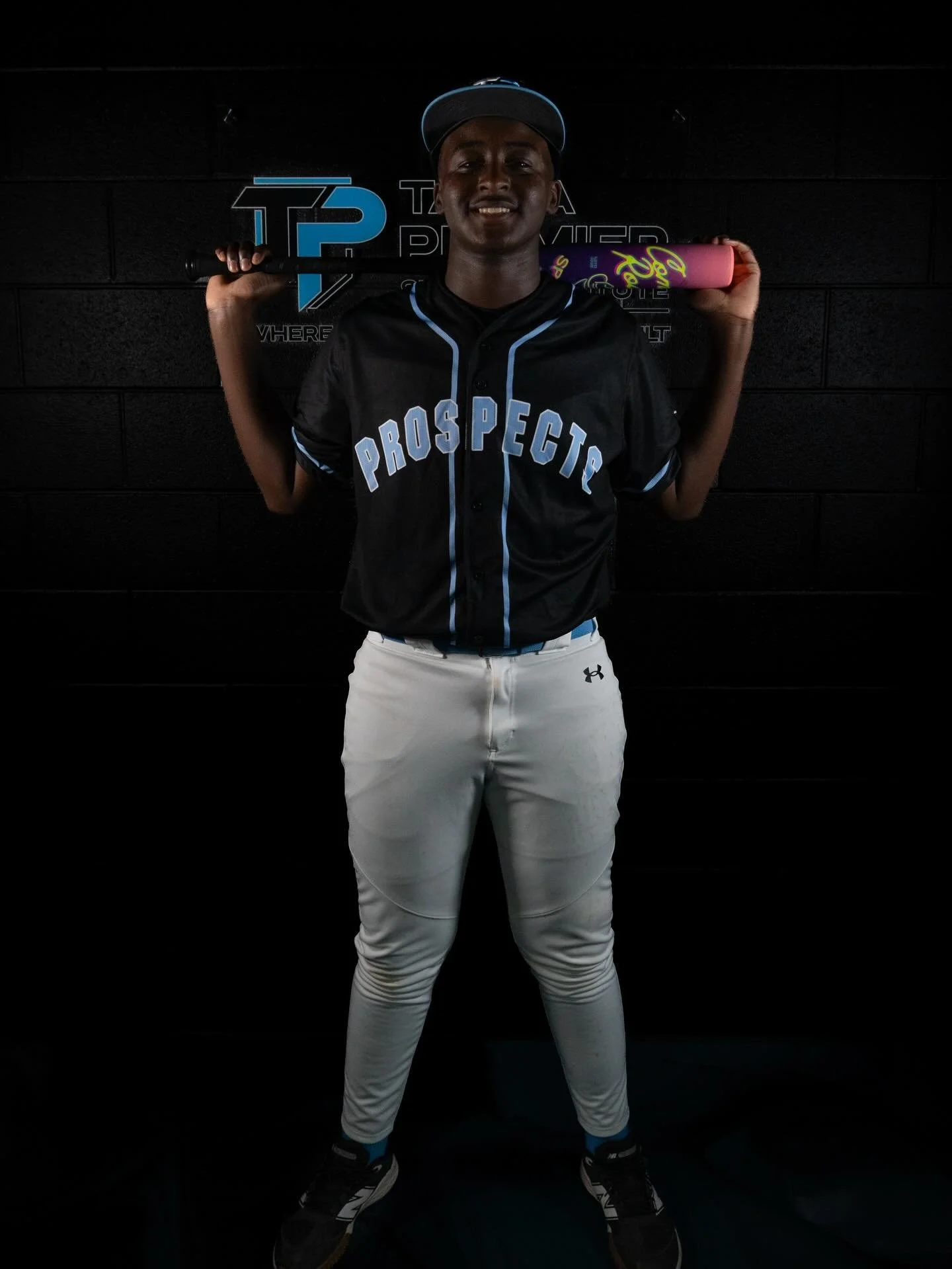 🚨MEET THE ATHLETE 🚨

Name: Carter Hill
Age: 13
Position: 1B/3B

Favorite MLB Player: Elly de la Cruz