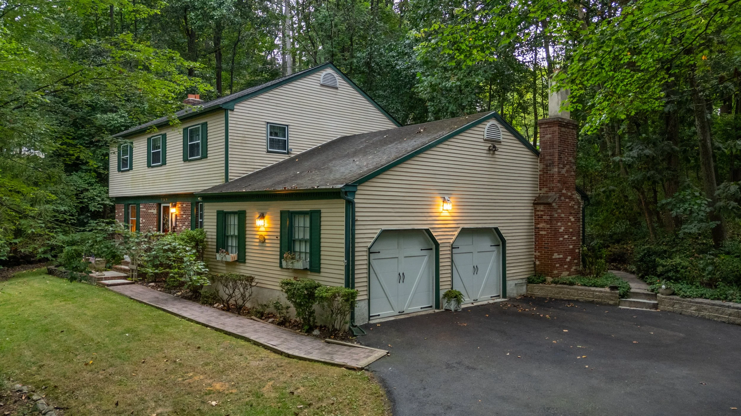 402NorwoodRd-11.jpg