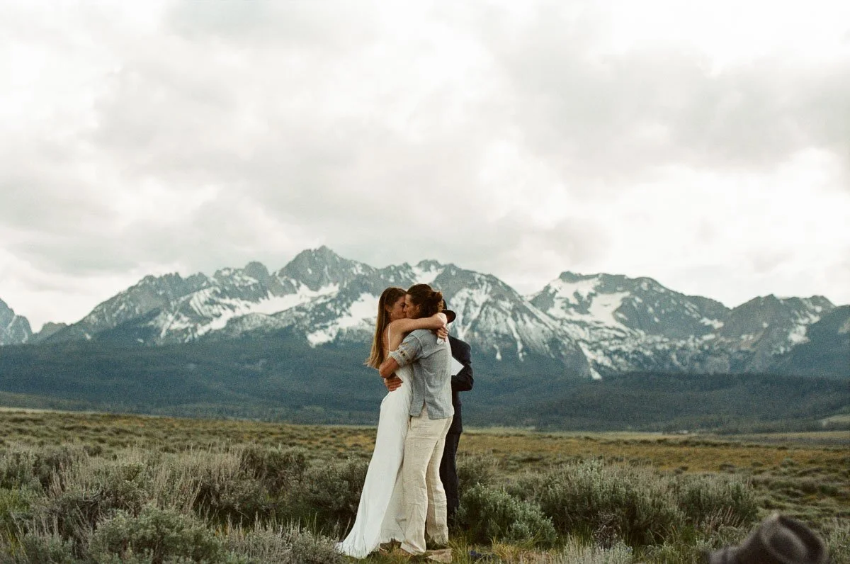 Stanly-Idaho-wedding-photographer-000036620034.jpg