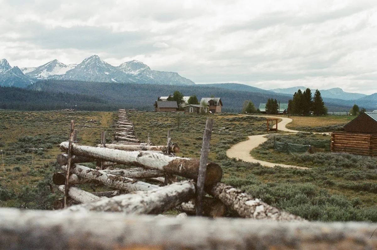 Stanley, Idaho Sawtooth Mountain wedding