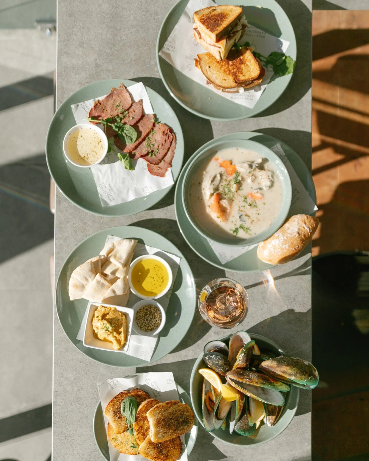 A few plates to share, something cold in the glass, a sunny spot outside&hellip; and maybe another round while we&rsquo;re here.⁠
⁠
This is our kind of afternoon 😍 ⁠
⁠
📍  42 Alfred Street, Blenheim⁠
.⁠
.⁠
.⁠
#wineandfoodexperience #marlboroughwines
