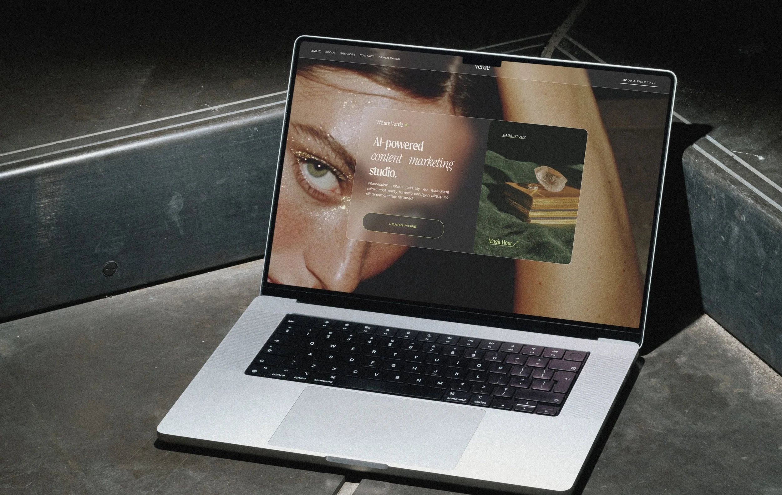 VERDE MOCKUP (2).jpg