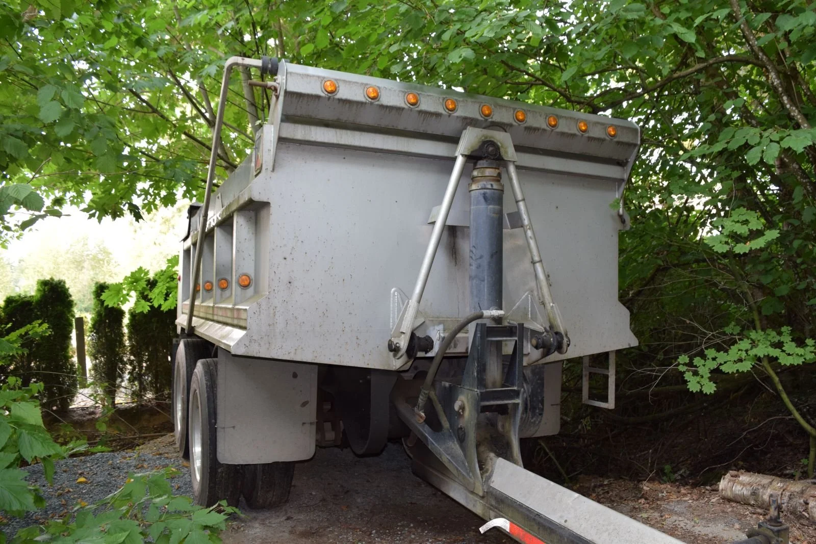 2018 K-Line Pup Trailer 6.JPG