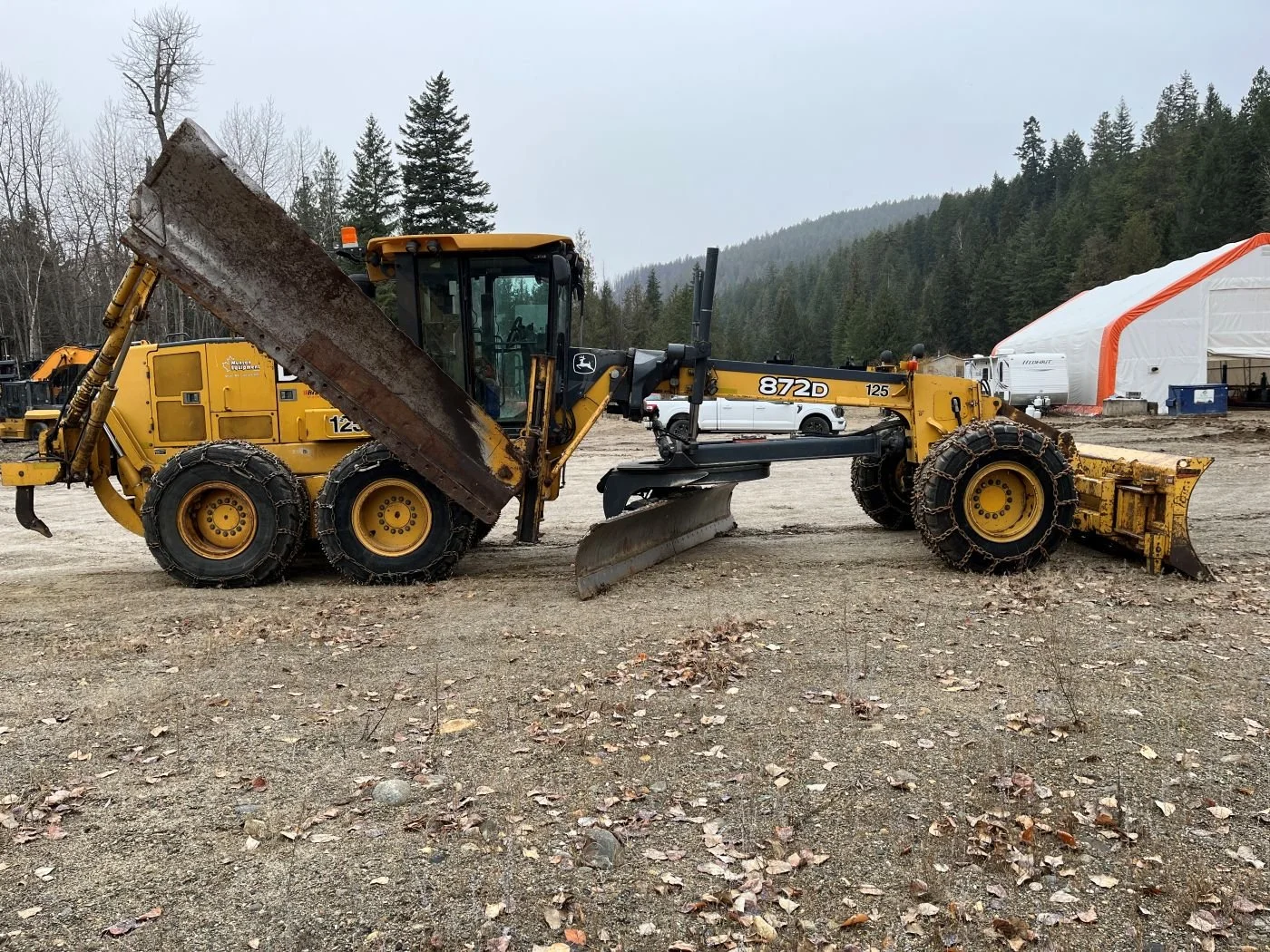 Cheval Noir Equipment 2008 JD 872D Grader 5.JPG