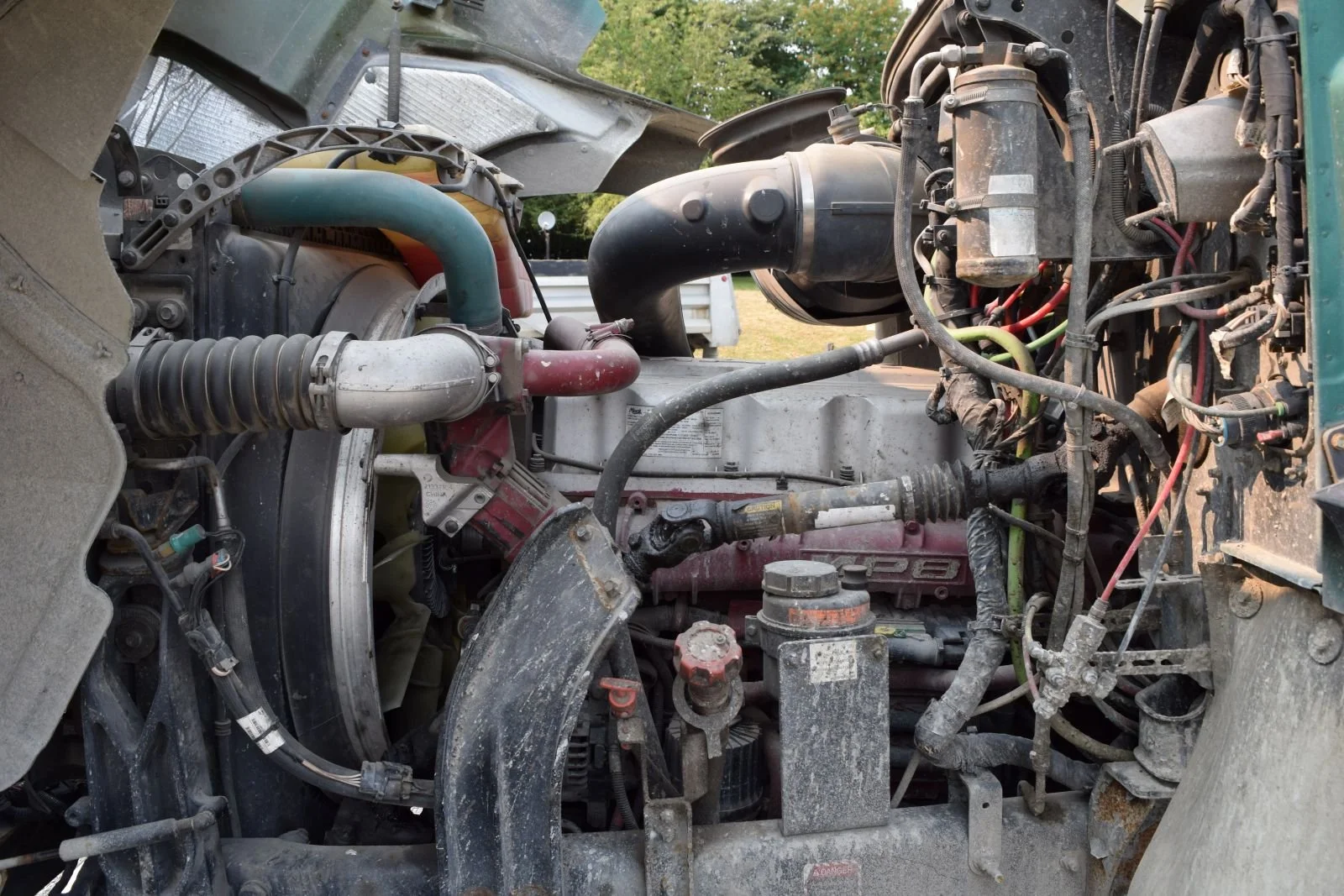 Cheval Noir Equipment 2013 Mack Single Axel (2) 12.JPG