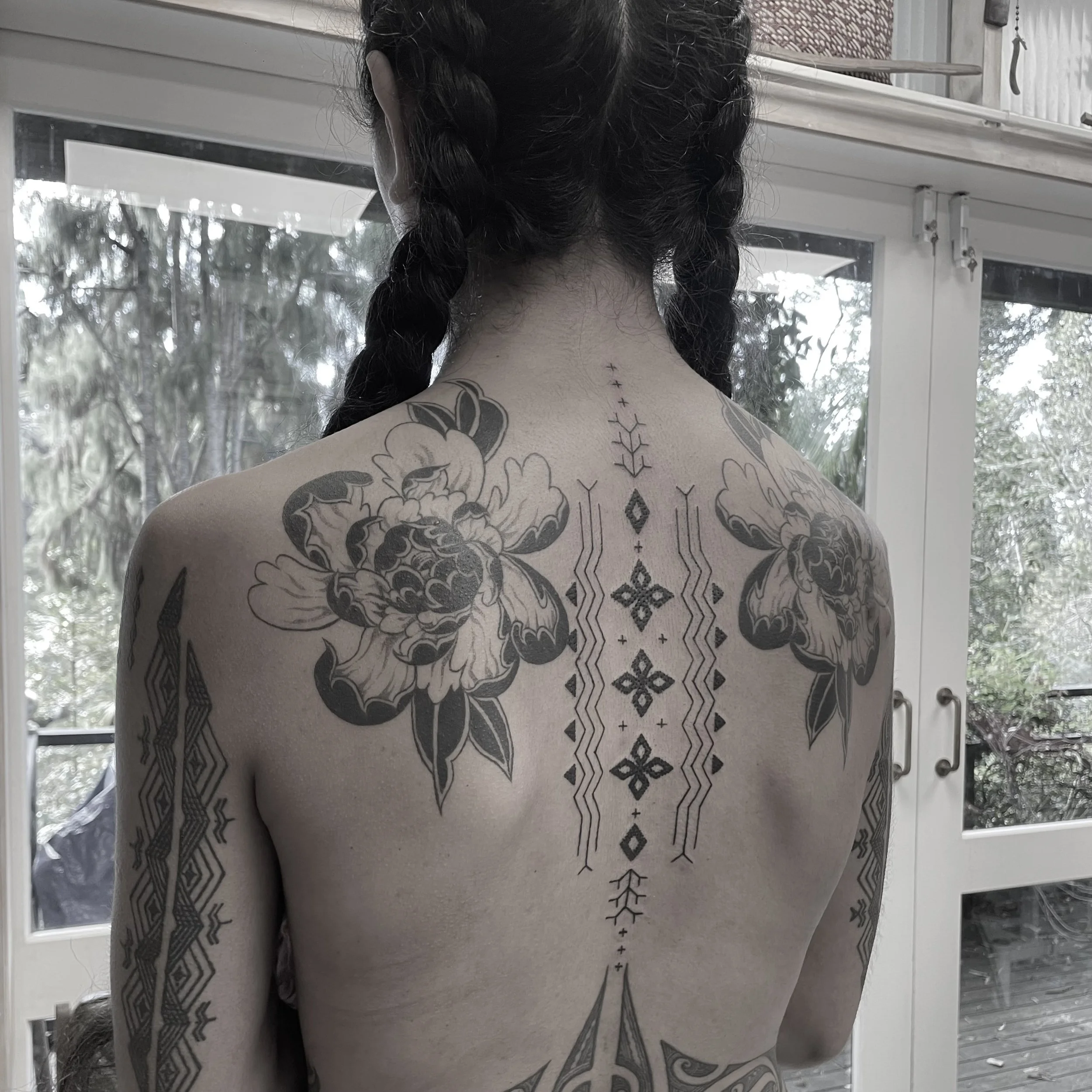 Tukutuku back
