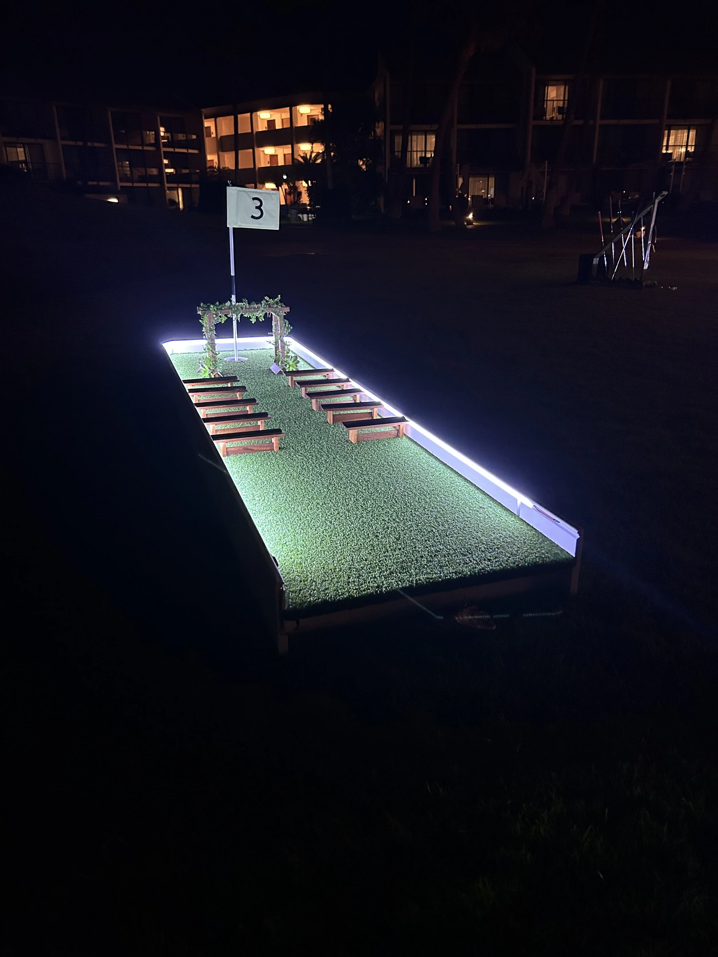 led-mobile-putt-putt-golf-hole-3-arch-wailea-beach-resort-maui-night.jpeg