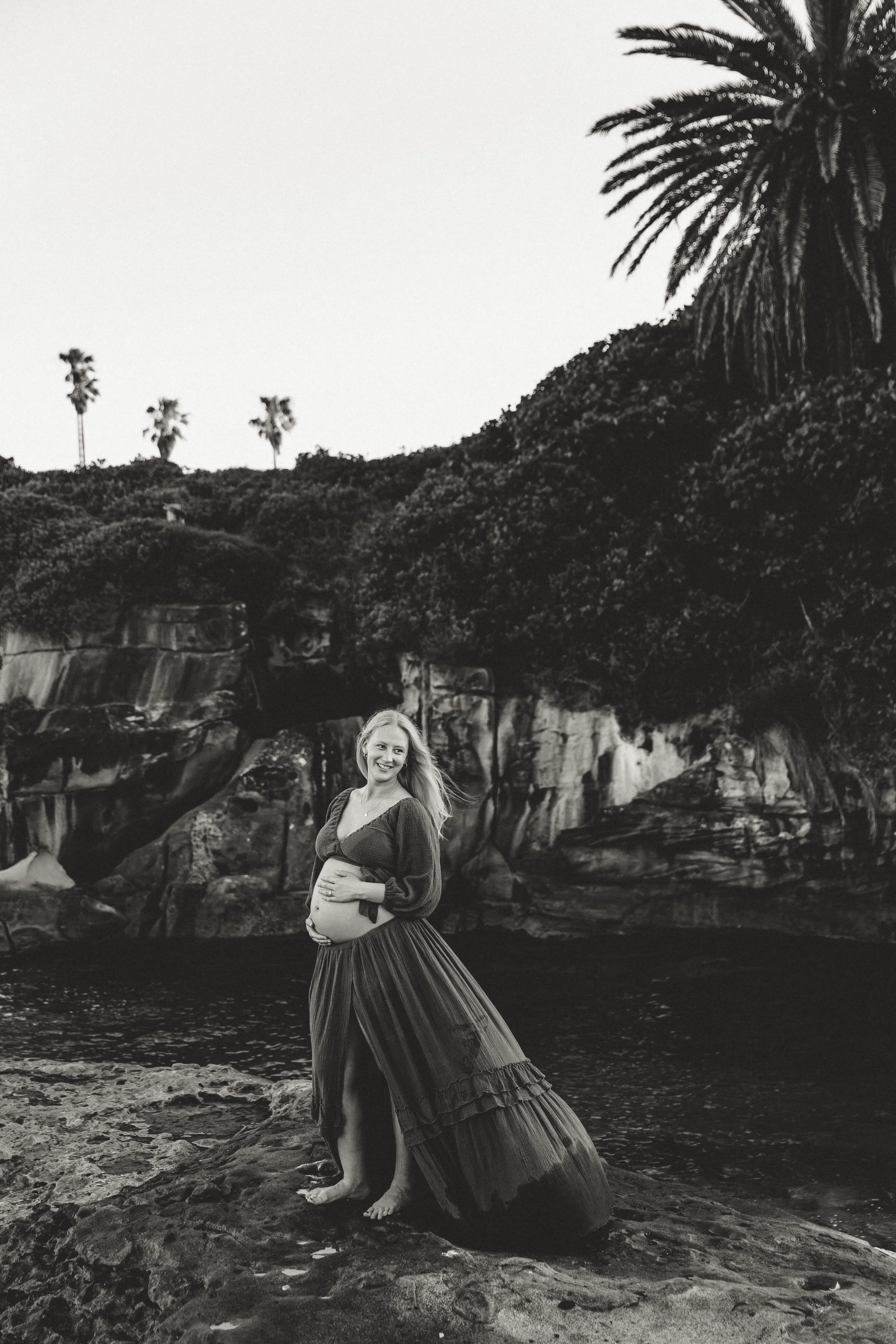 DarcySimpsonPhotography_Shannen_bw-39.jpg
