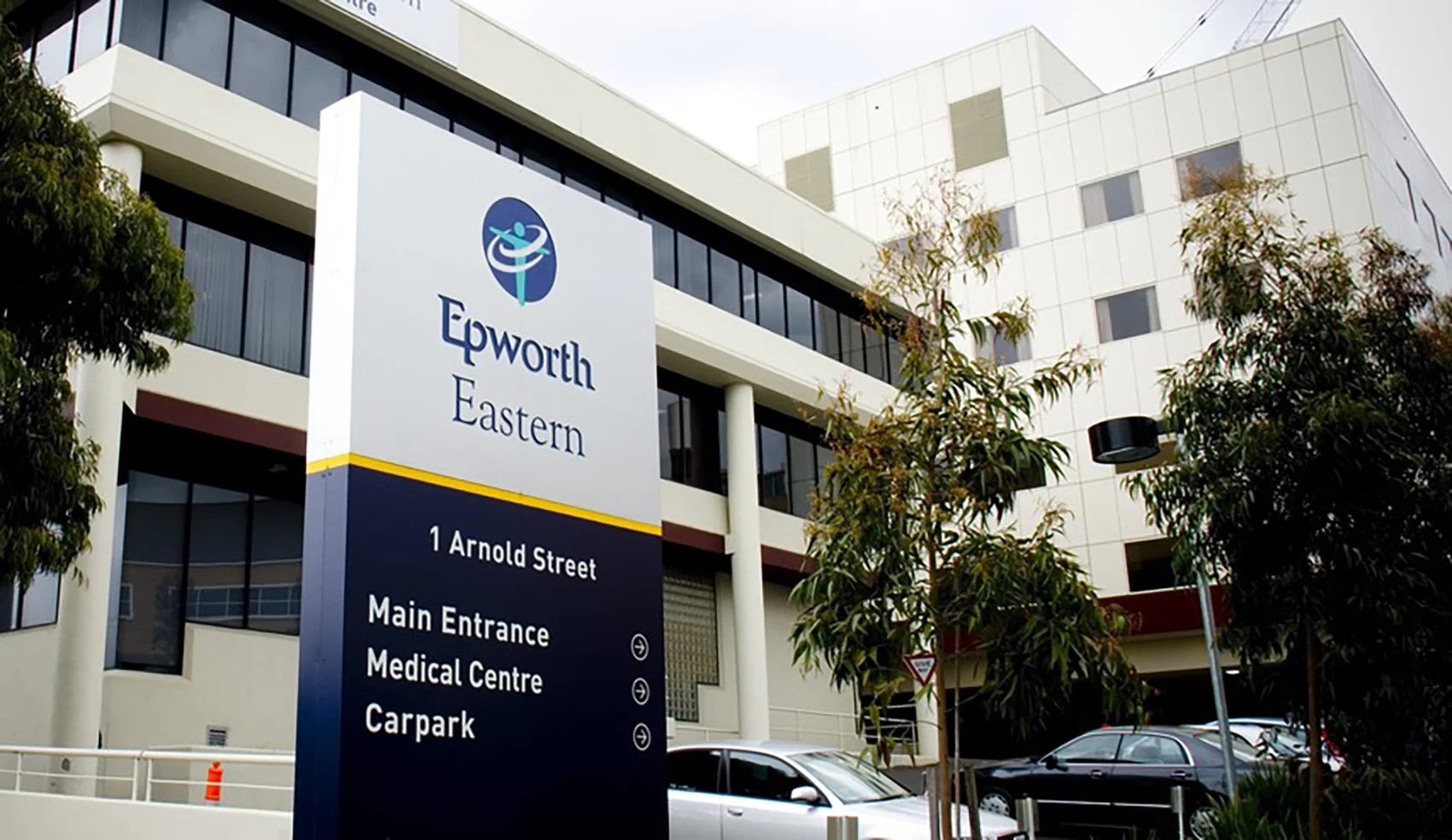 A/Prof Joseph McKendrick Dr Elizabeth Liow Medical Oncologist Melbourne Box Hill