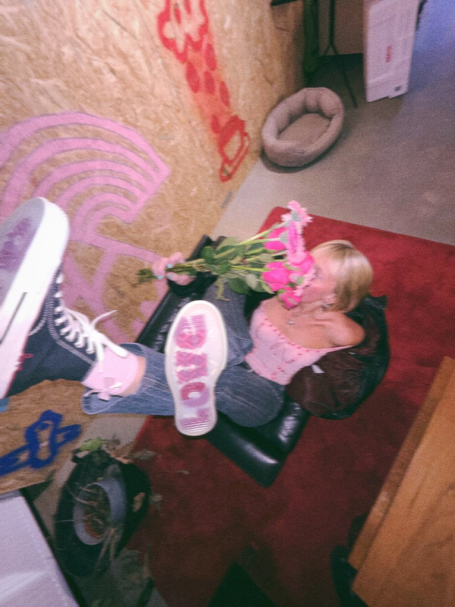 Sonja Katariina Vahasaari modeling for Converse