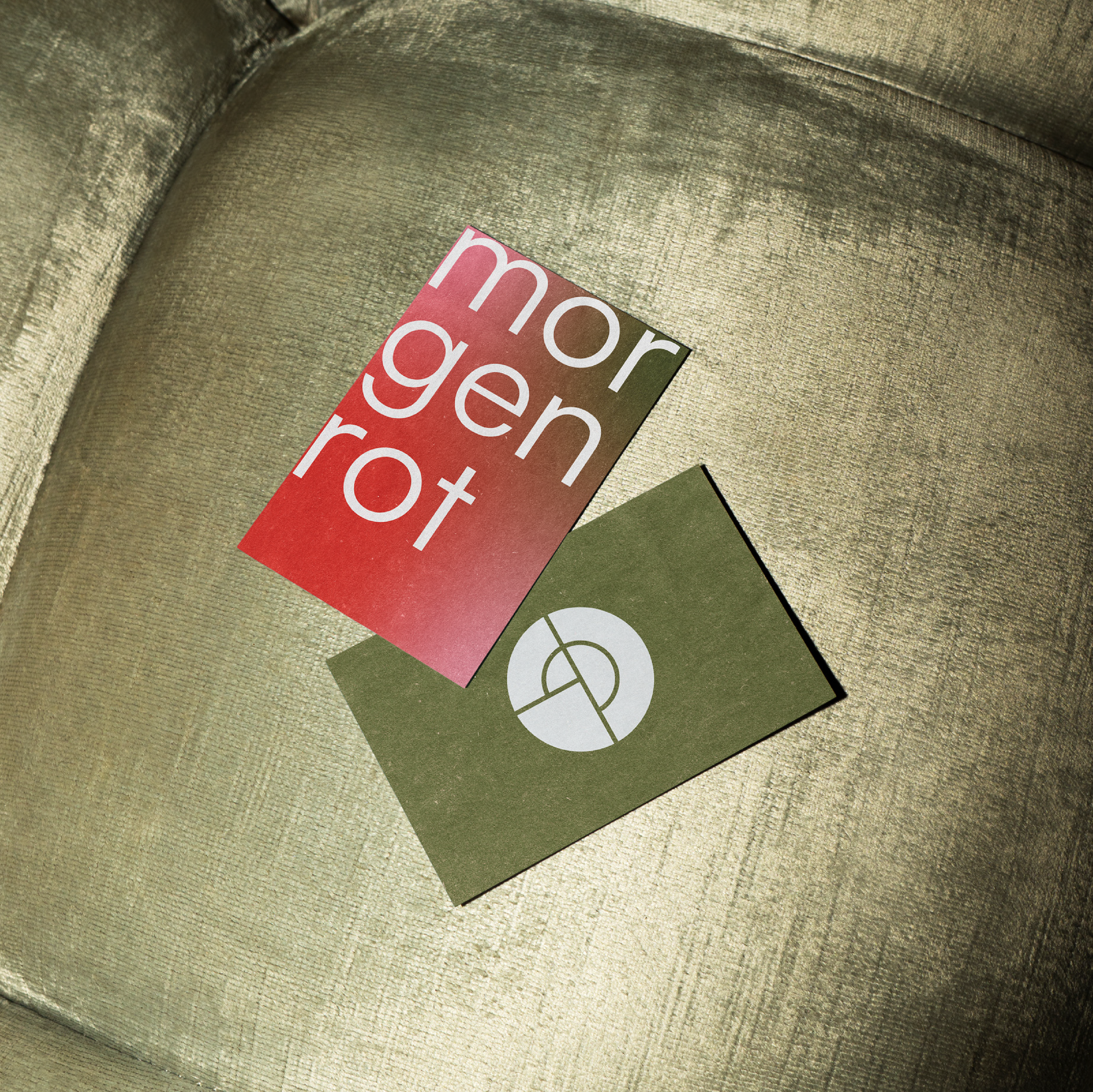01_Mockup_BusinessCards_morgenrot.png
