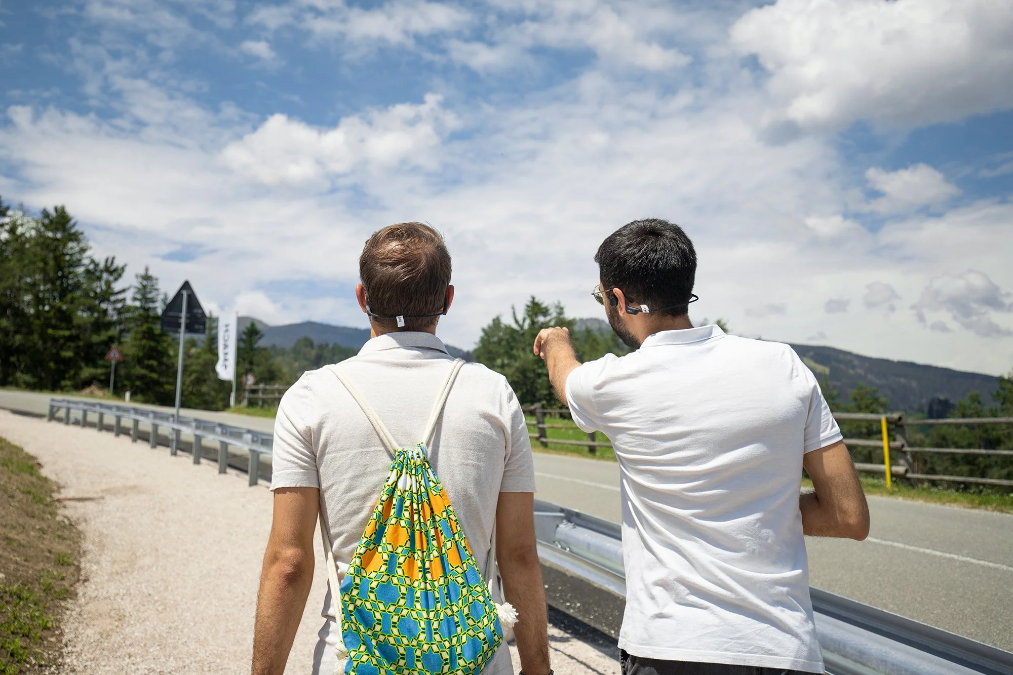 Two men going towards the start of the Art Park.