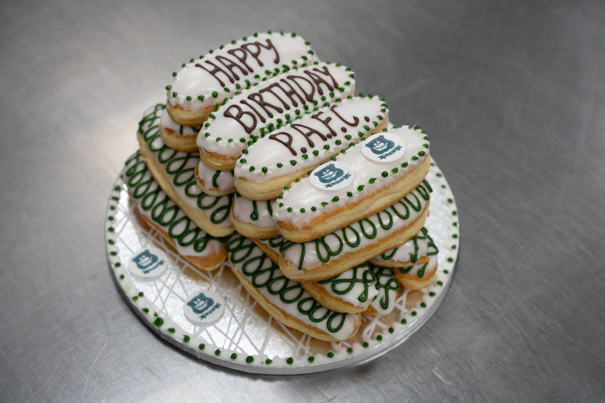 20 Finger Argyle Doughnut Stack