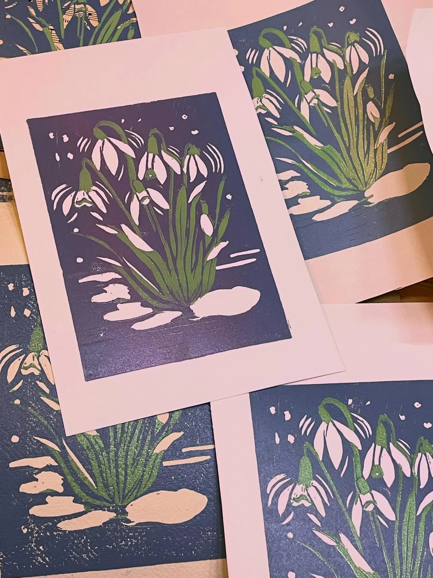 Learning lino print #illustration #linocut