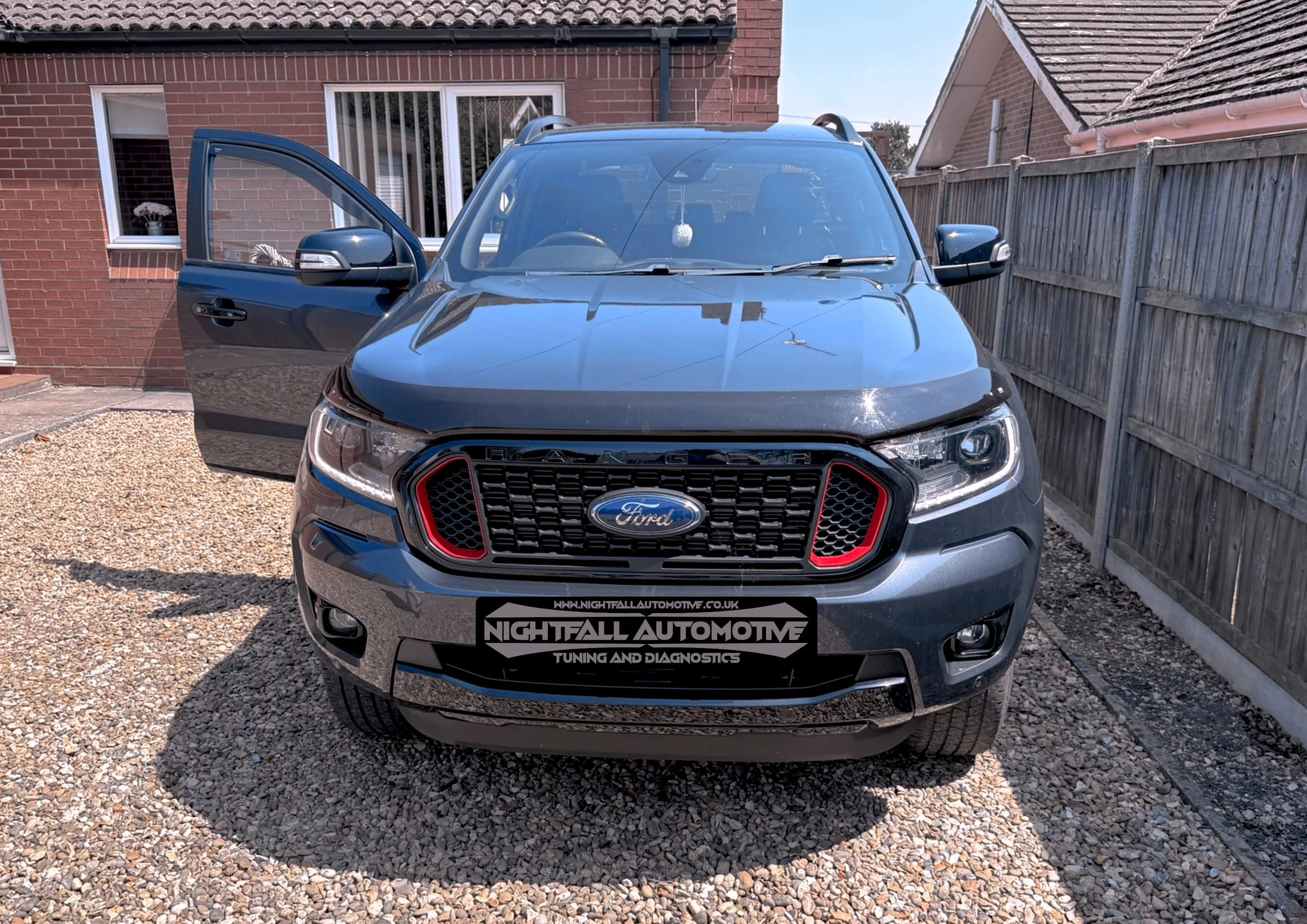 Ford Rapter Power: 292 to 450hp +158 / Torque: 491 to 700nm +209nm