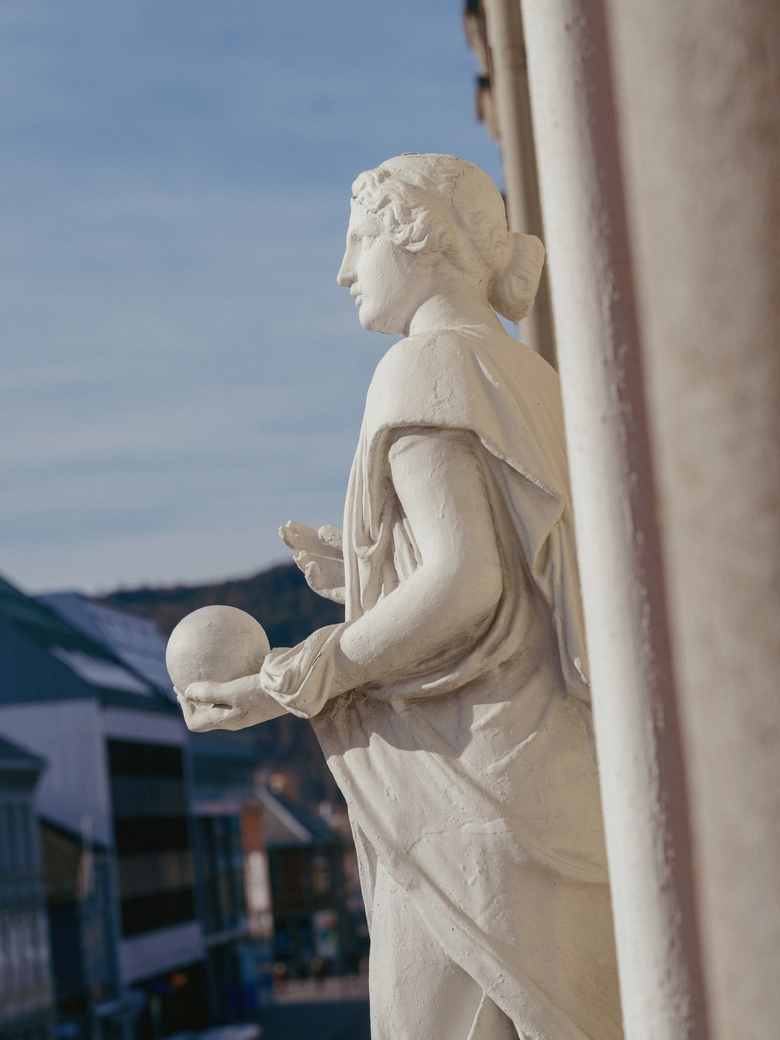 START YOUR NEW CHAPTER