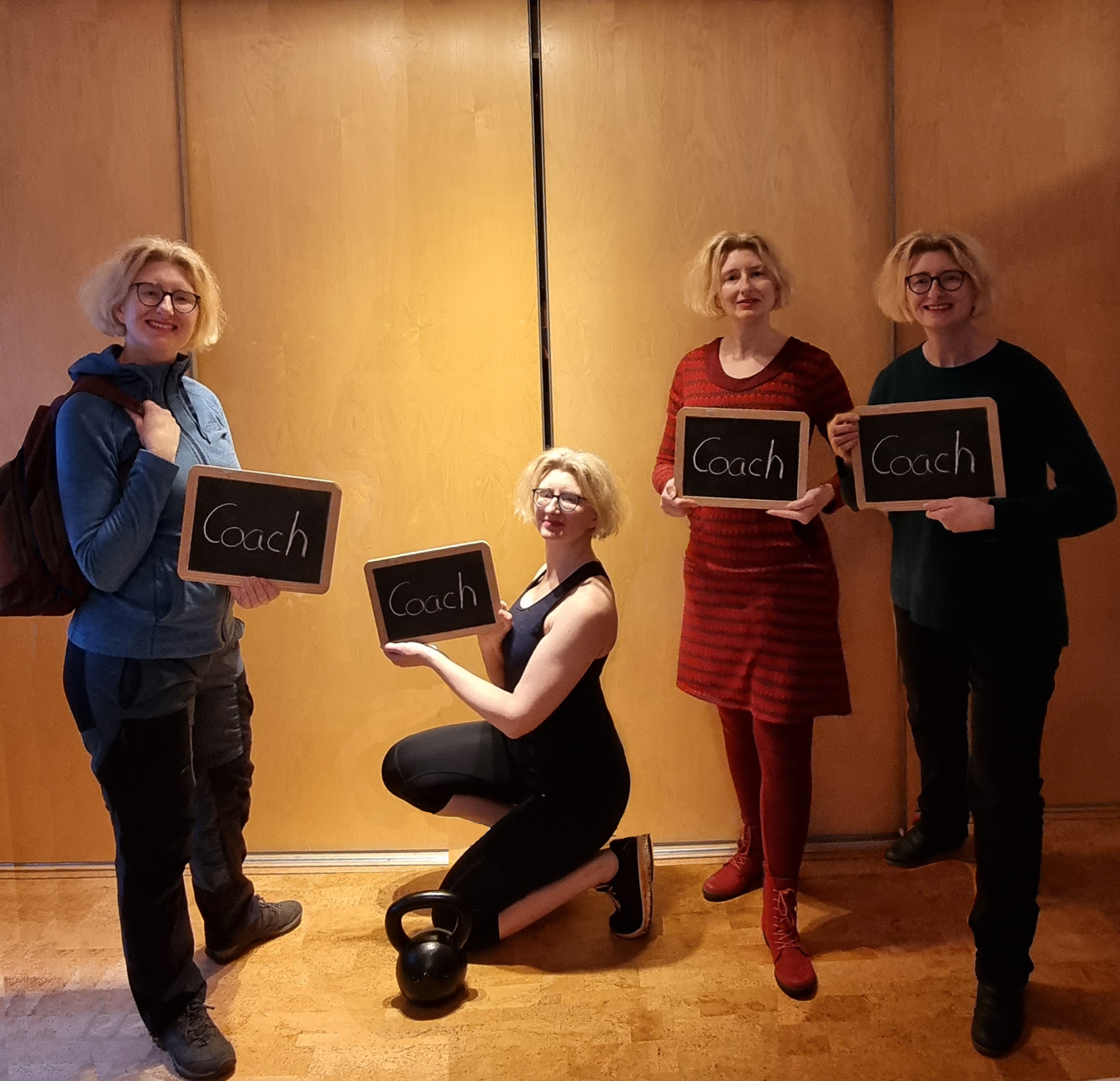 Foto bij het blog "Specialiseren, is dat nodig?" van ZinVol - Miranda Apeldoorn. Met 4x Miranda als ander type coach.