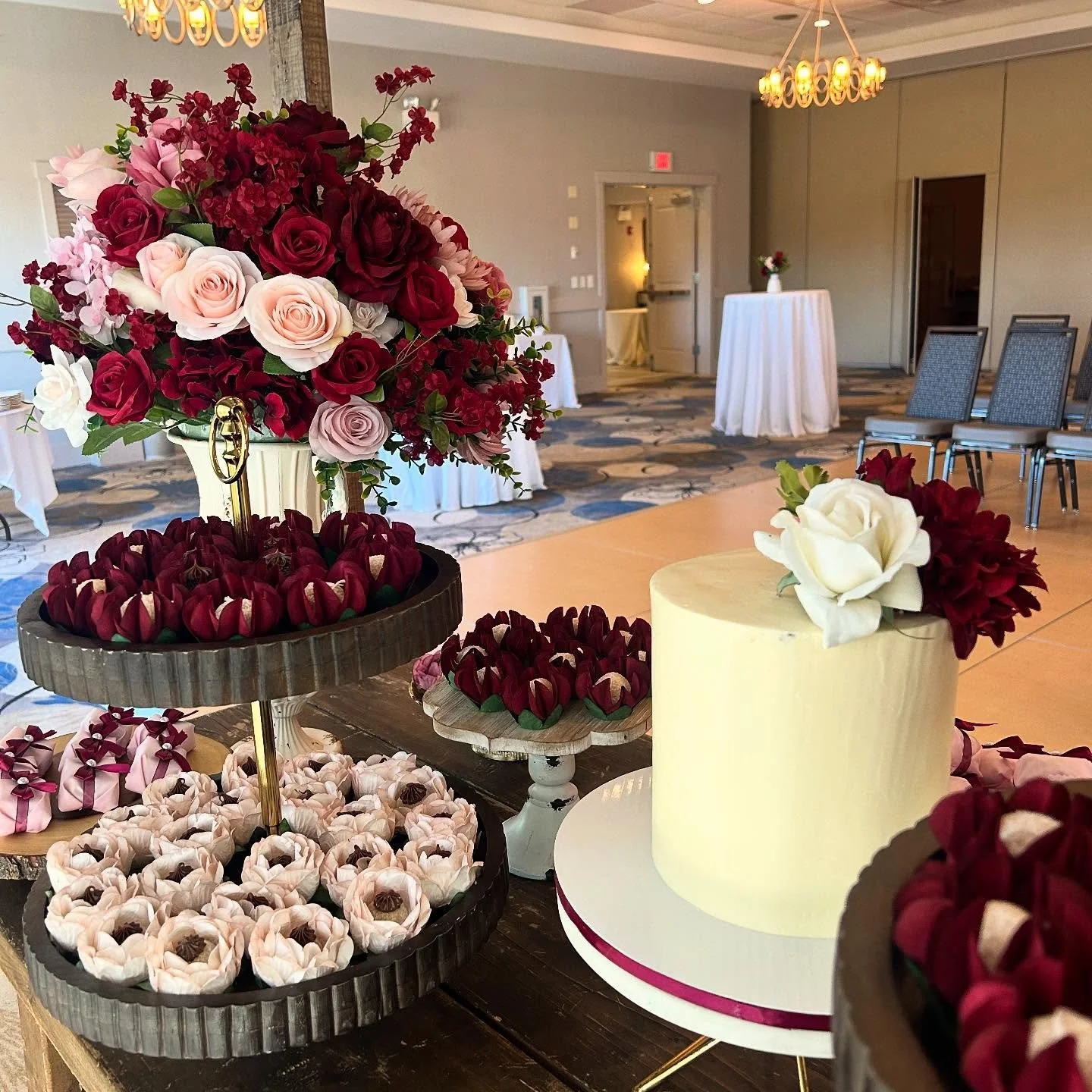 Weddings blended with floral enchantments, timeless elegance, and artful pastry displays enhance our versatile spaces for even the most intimate of events! 🌸🌺

Congratulations to our newlyweds from our November 1st mini-mony! Thank you for trusting