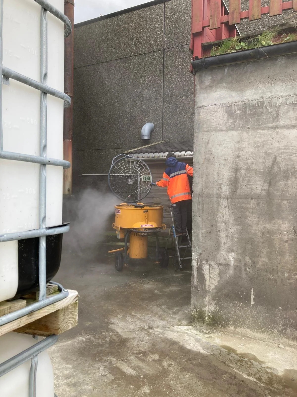 WhatsApp Image 2025-10-05 at 11.57.56 (1).jpeg