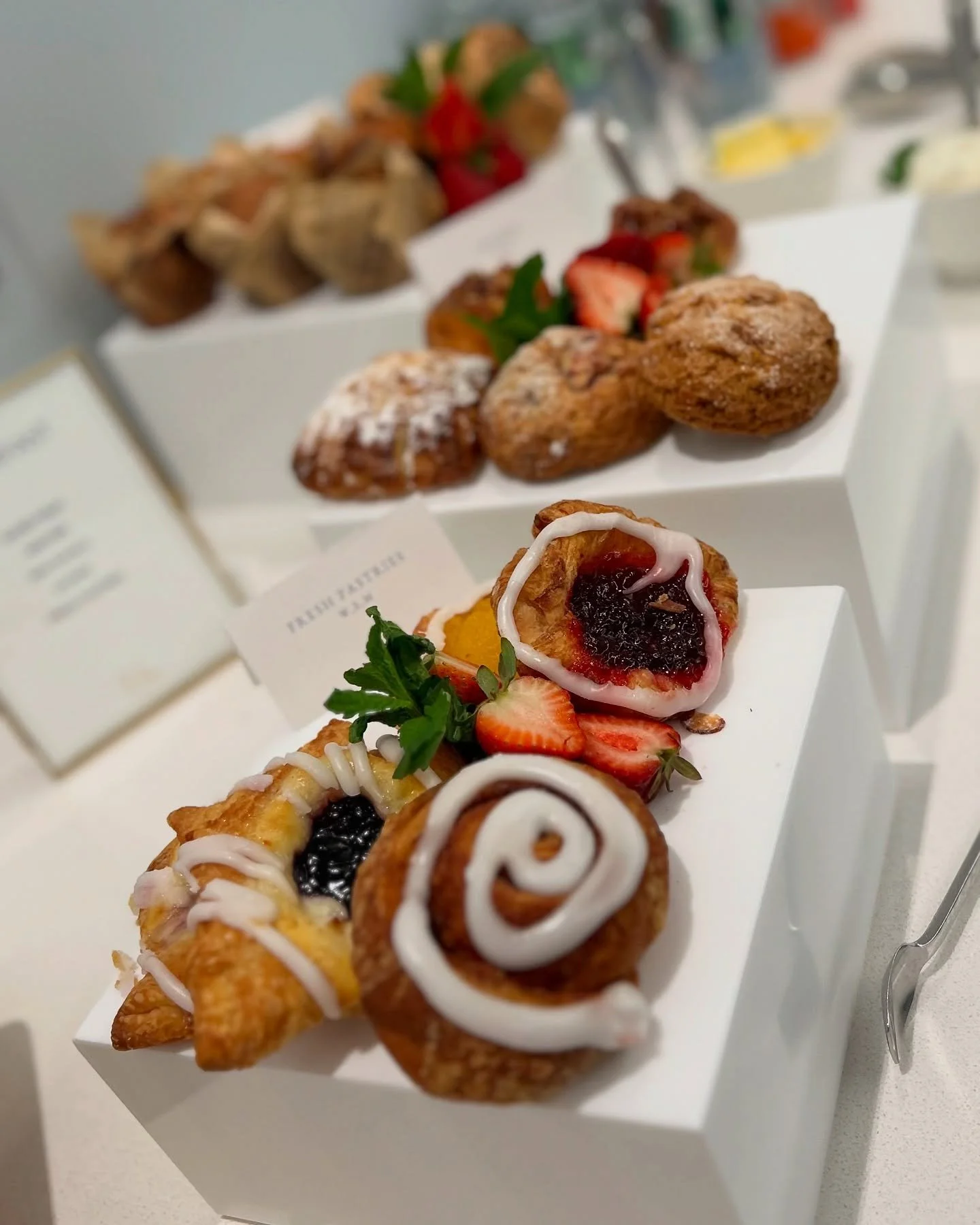 Luxury catering that reflects your company&rsquo;s standard of excellence 🔱