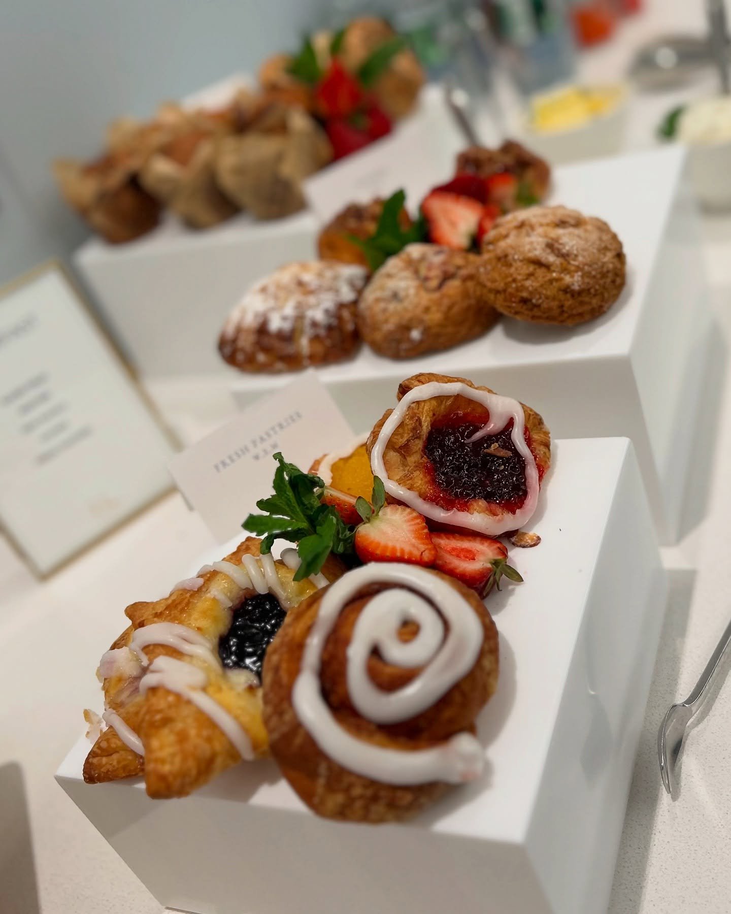 Luxury catering that reflects your company&rsquo;s standard of excellence 🔱
