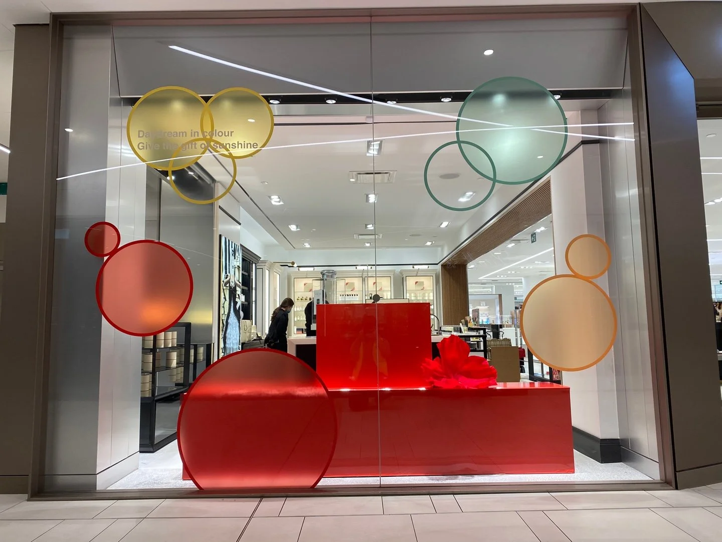 The retail graphics feature refined designs on premium substrates, delivering a luxurious visual treatment that aligns with the brand's aesthetic in a high-end shopping environment.
Project: Joe Malone London | Client: Estee Lauder | Design credit: E